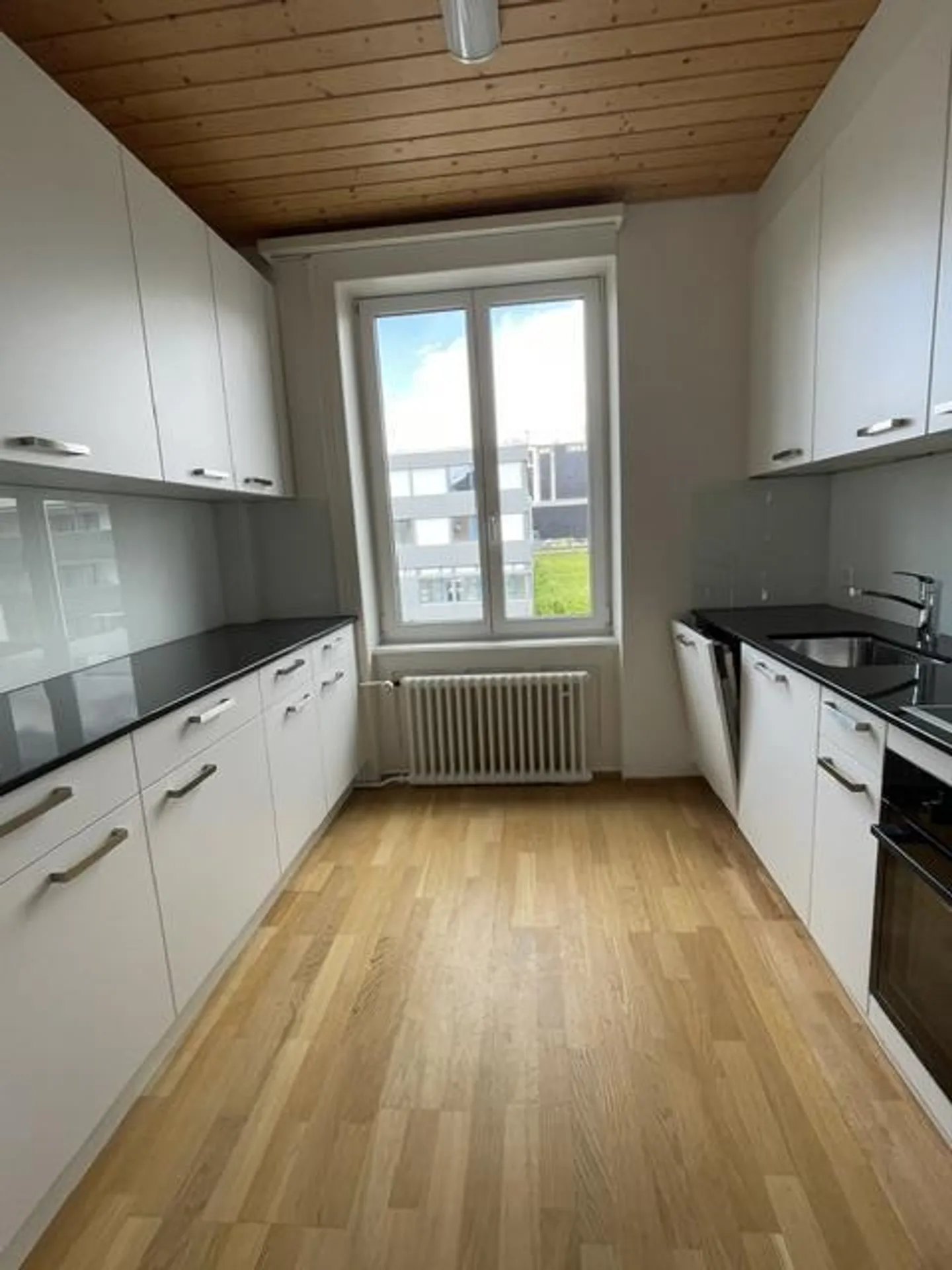 Appartamento 5,5 locali, luminoso, centrale e affascinante - Foto 25 di 27