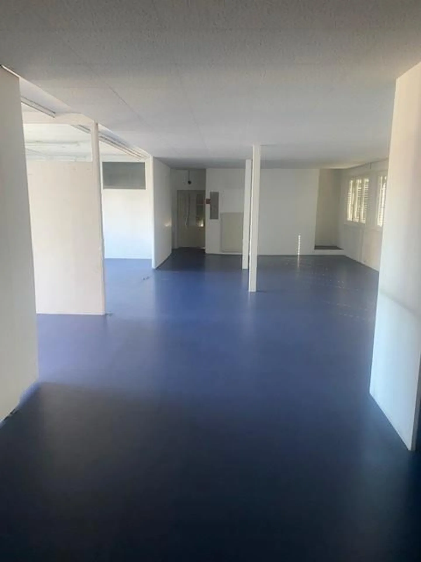 Versatile Commercial Office Spaces on Galgenfeldweg in Bern - Photo 4 of 13