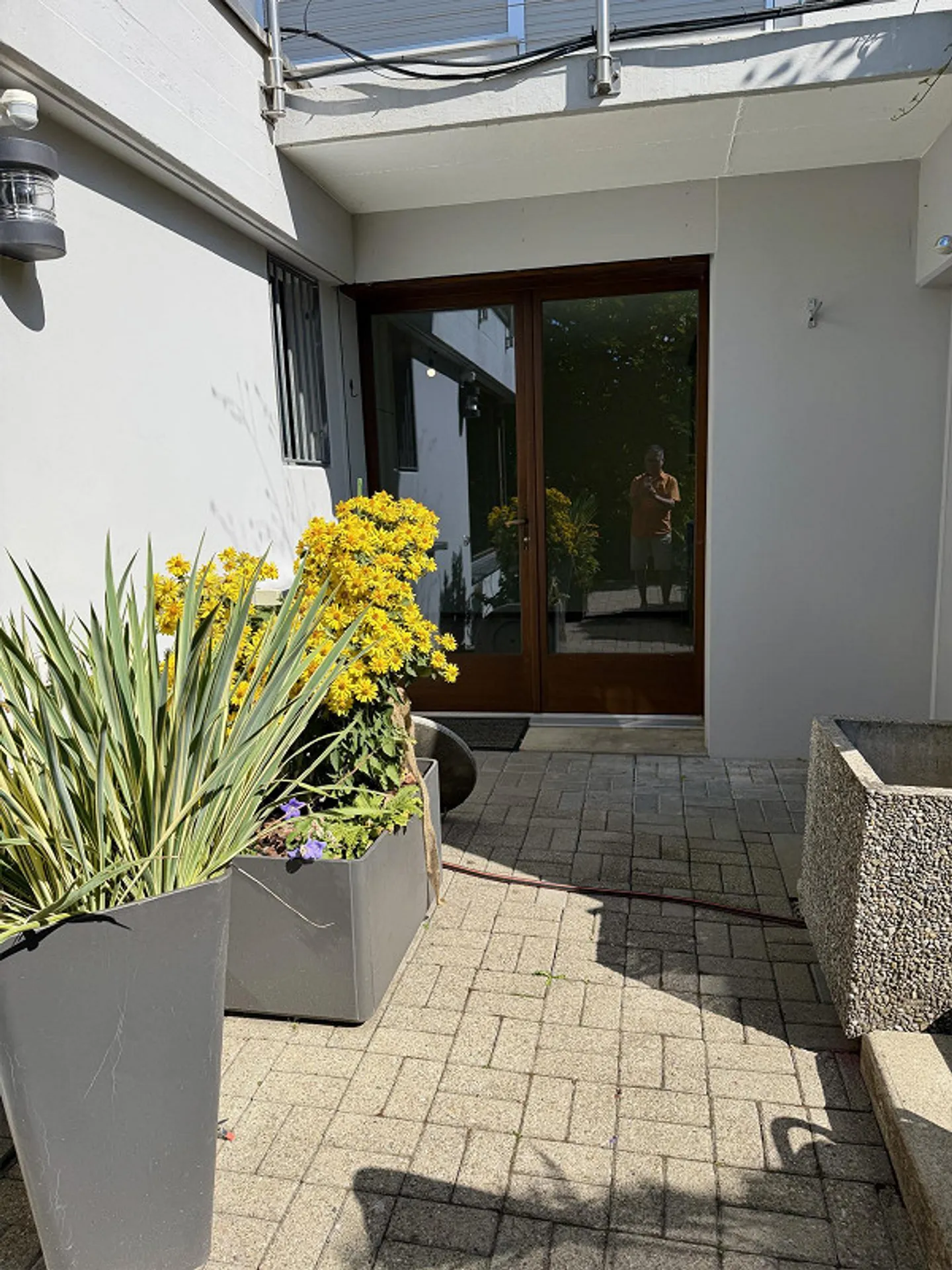 Première occupation loft de style 3.5 pièces (105 m2) avec piscine, jardin et vue panoramique - Photo 22 sur 23