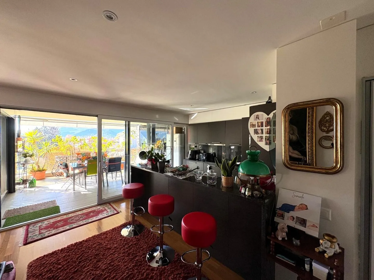 SPLENDID PENTHOUSE AWAITS A NEW FAMILY - Photo 4 of 11