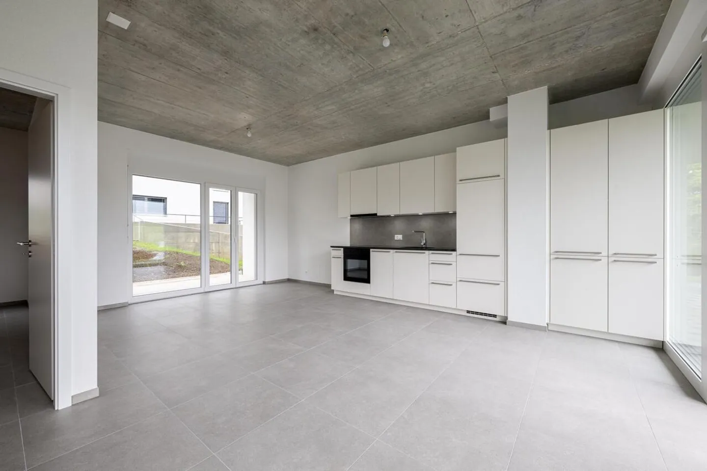 Neue Gewerbefläche! - Foto 1 von 8