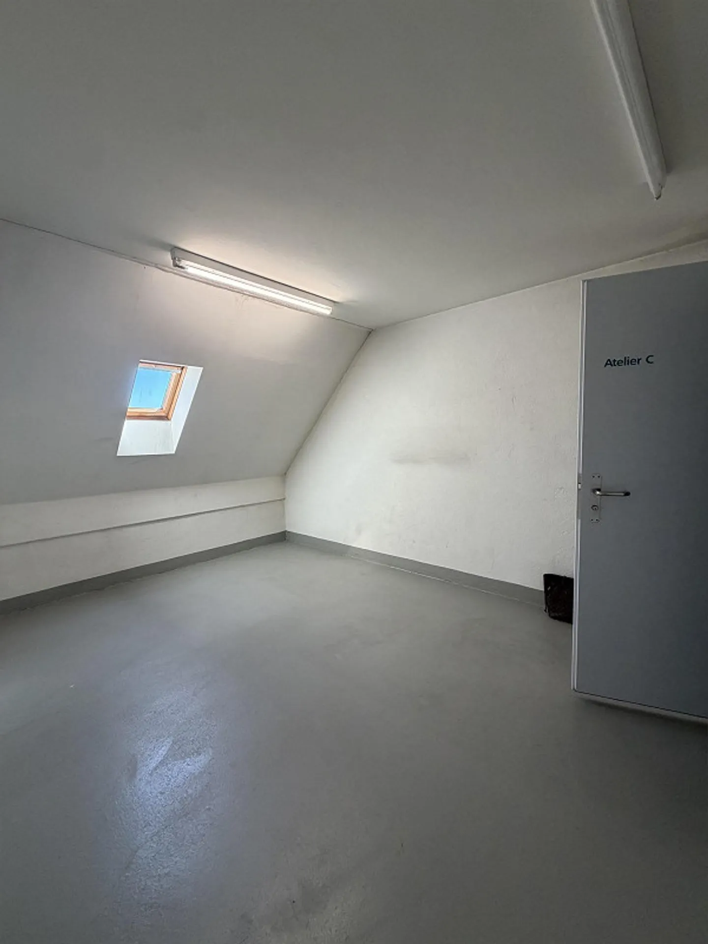Attractive studio directly at the viaduct - Photo 2 of 2