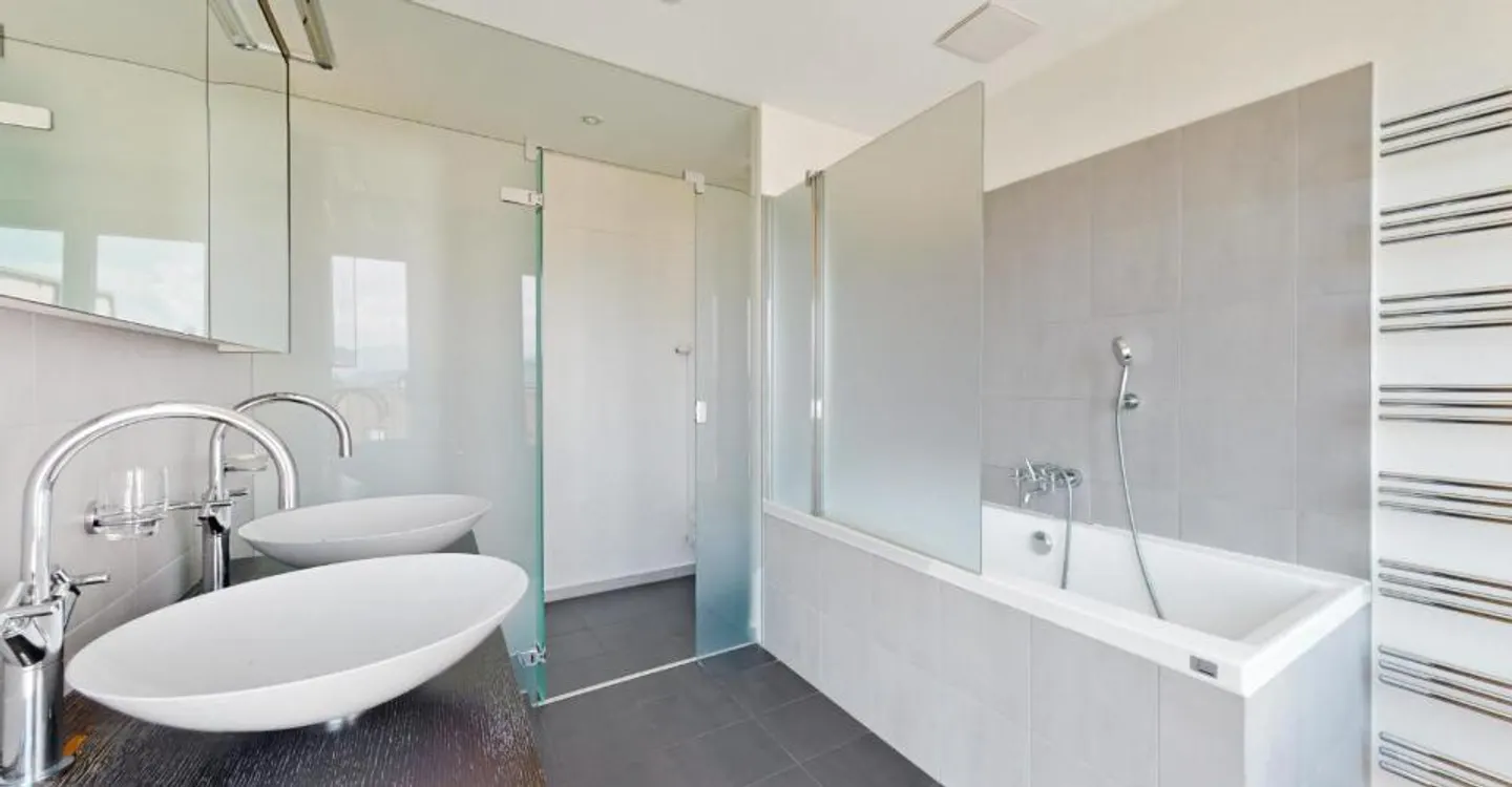 Votre logement au coeur de Lausanne avec vue sur le lac ! - Photo 11 of 12