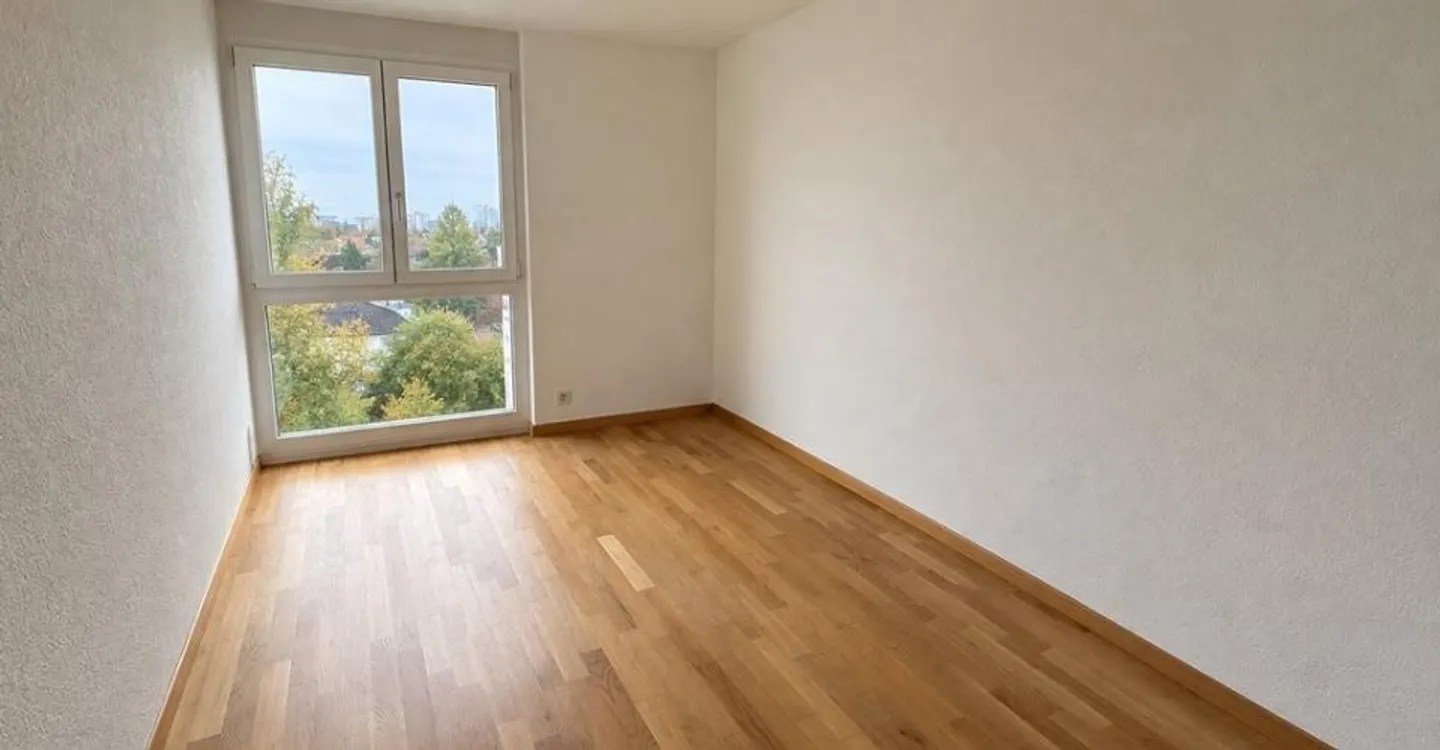Appartement 3.5 pièces fraîchement rénové à Ostermundigen - Photo 5 sur 9