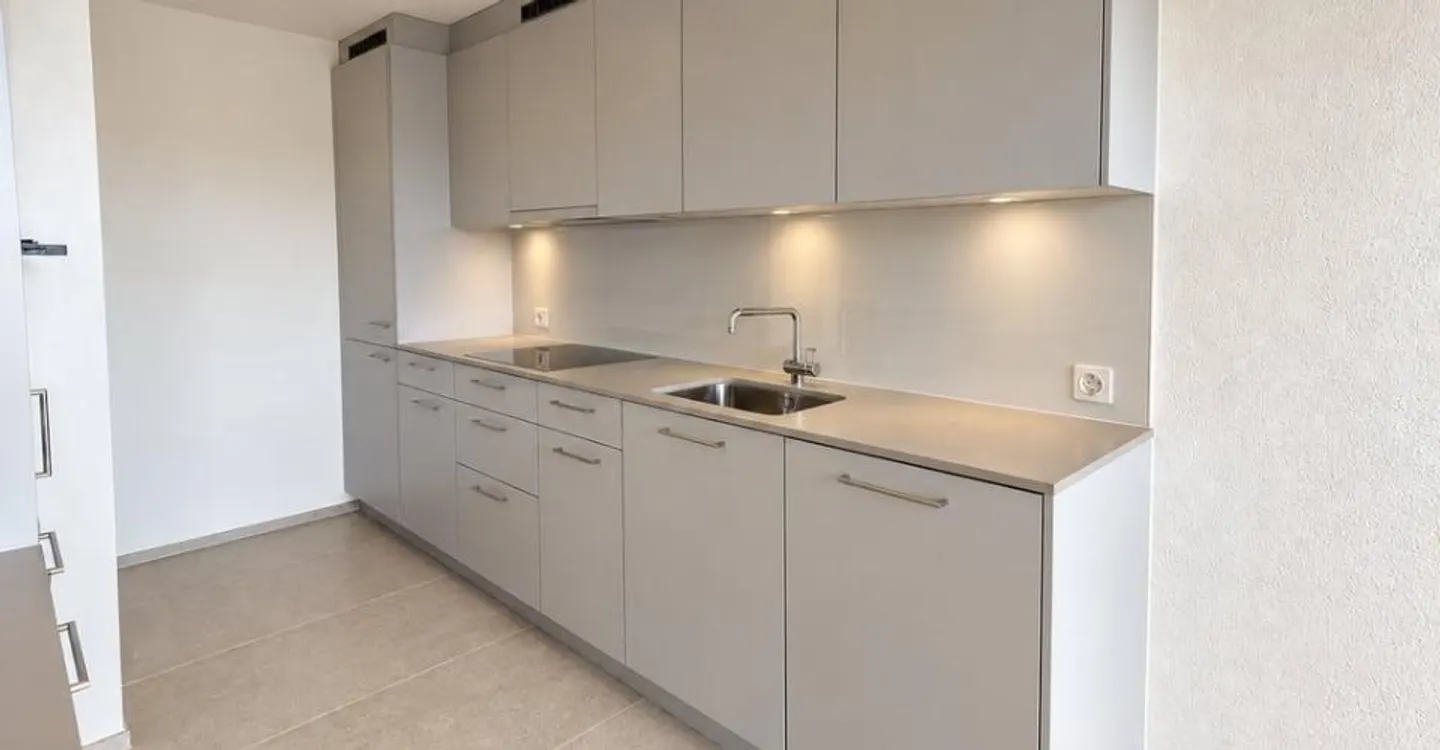Appartement 3.5 pièces fraîchement rénové à Ostermundigen - Photo 7 sur 9