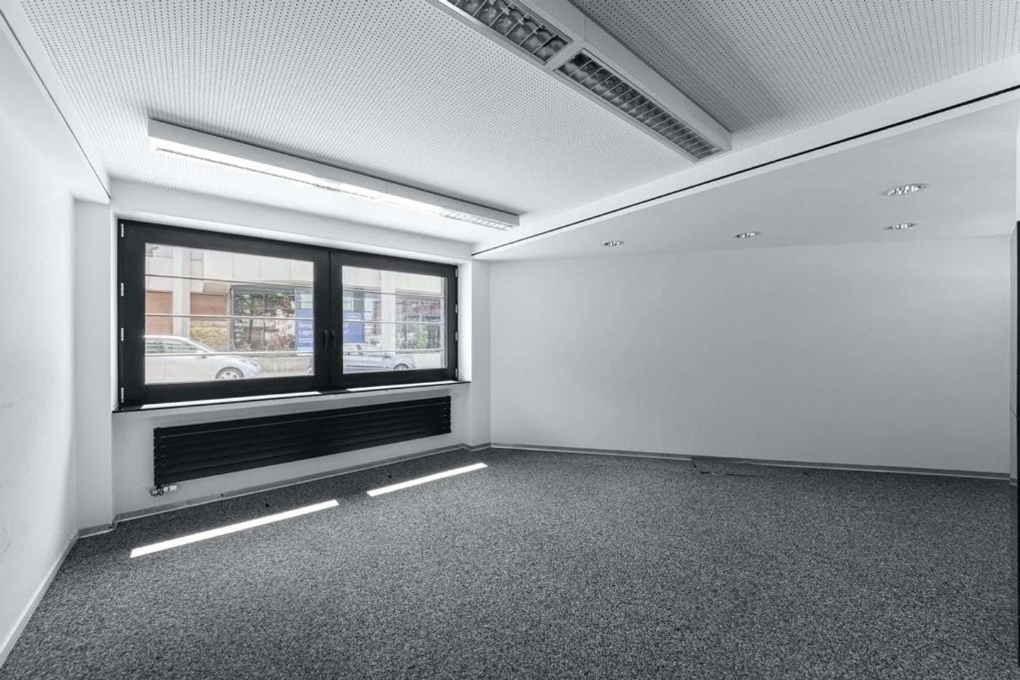 Modern office space near SBB train station with attractive outdoor area - Photo 7 of 10
