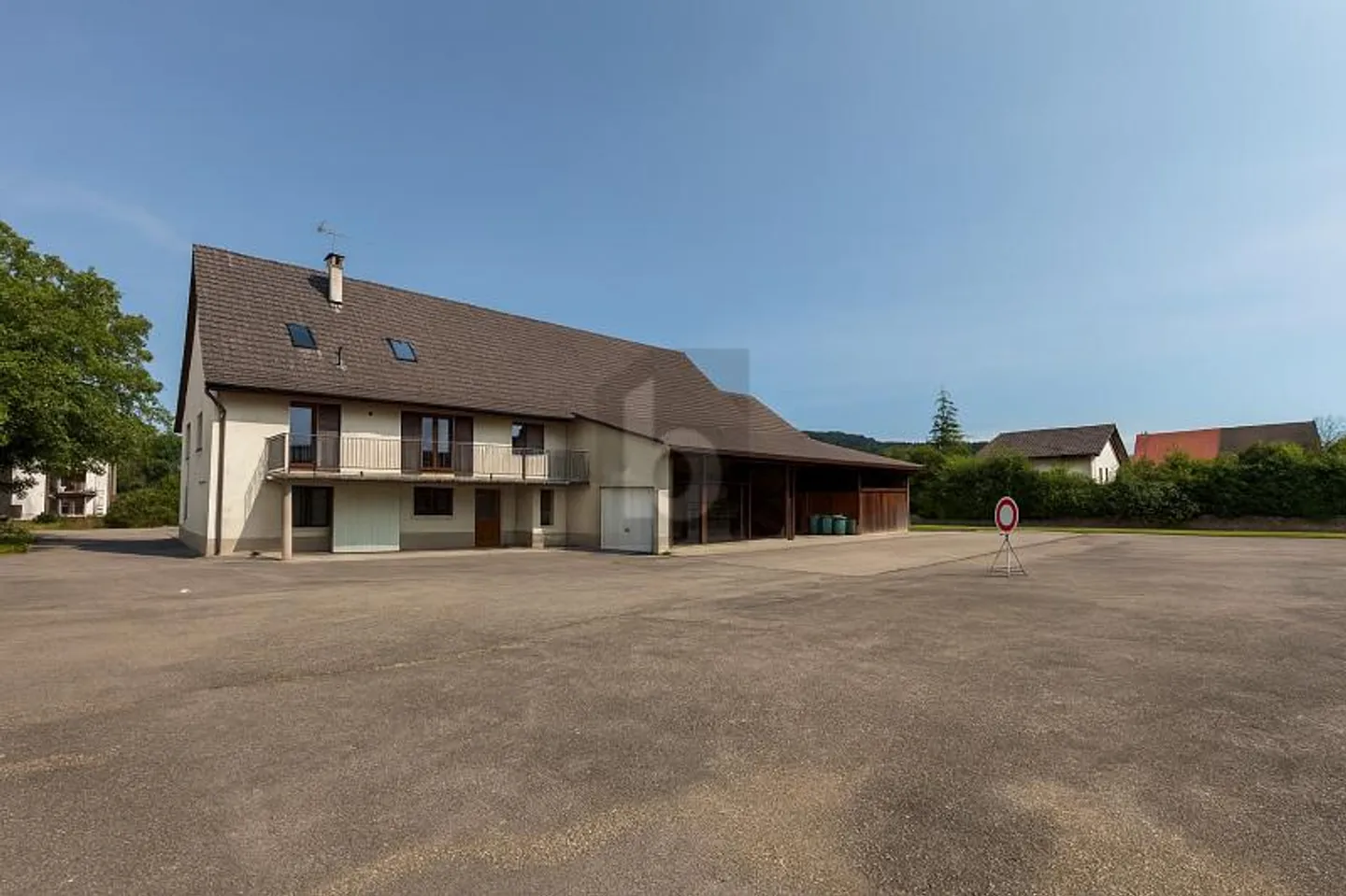 INVESTOR ALERT - Photo 1 of 6