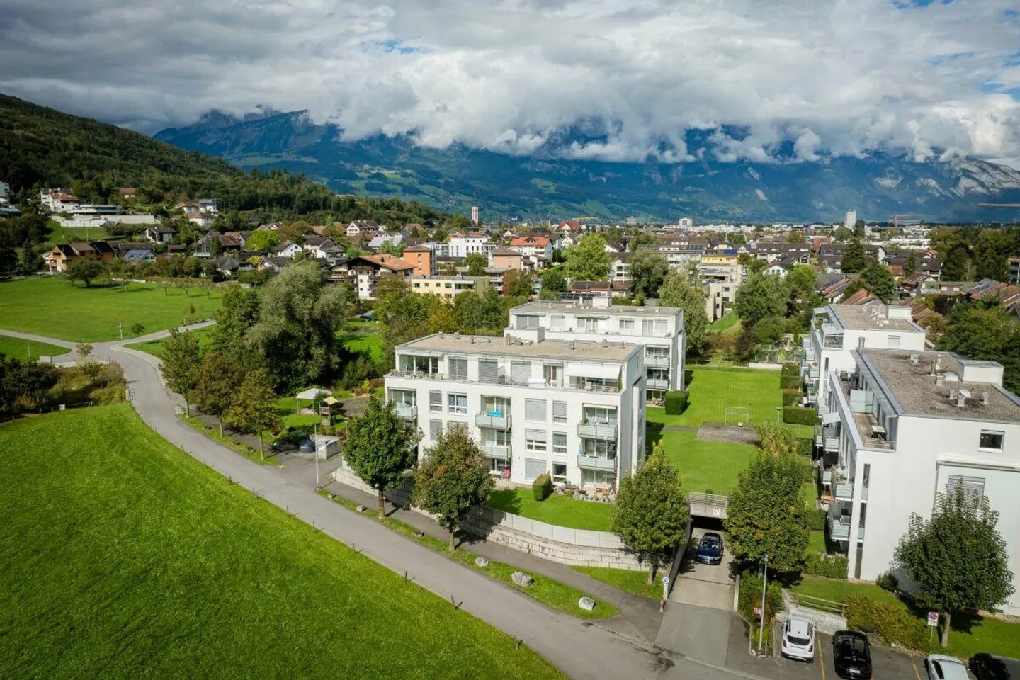 4.5-room apartments in a quiet location with unobstructed views - Photo 14 of 19
