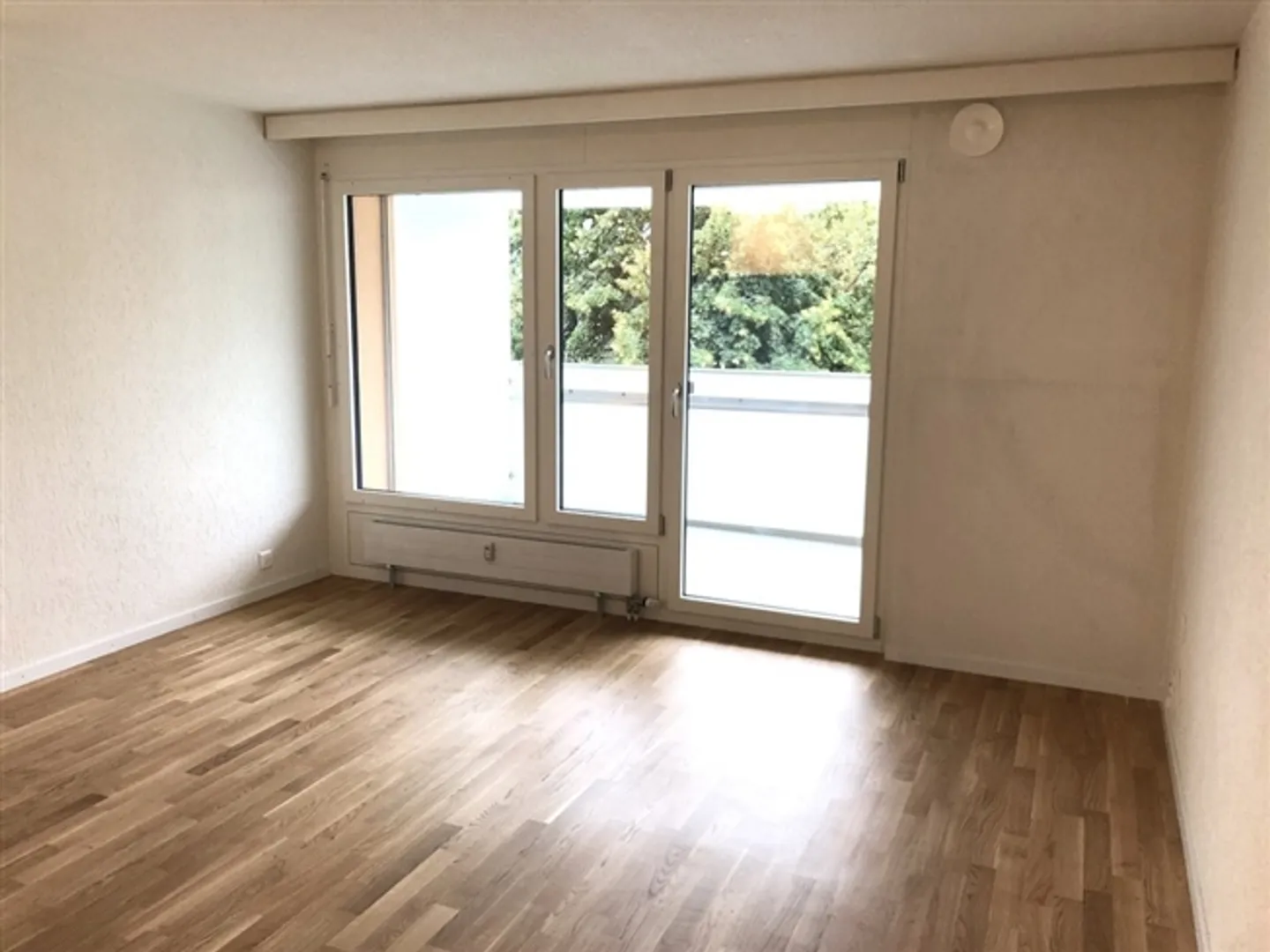 Apartment for rent - Photo 1 of 6