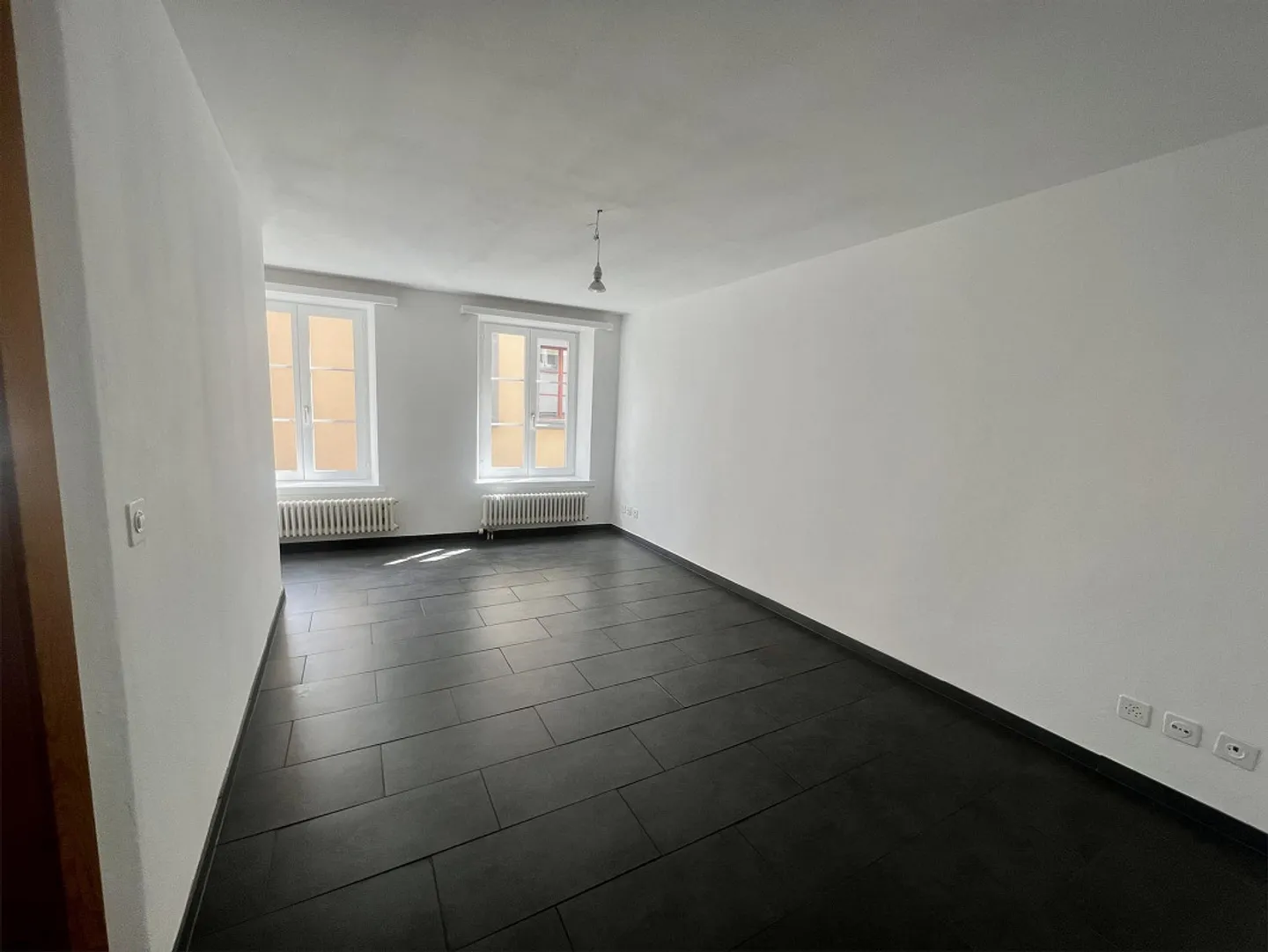 2-room apartment in the heart of Chur's old town - Photo 2 of 5