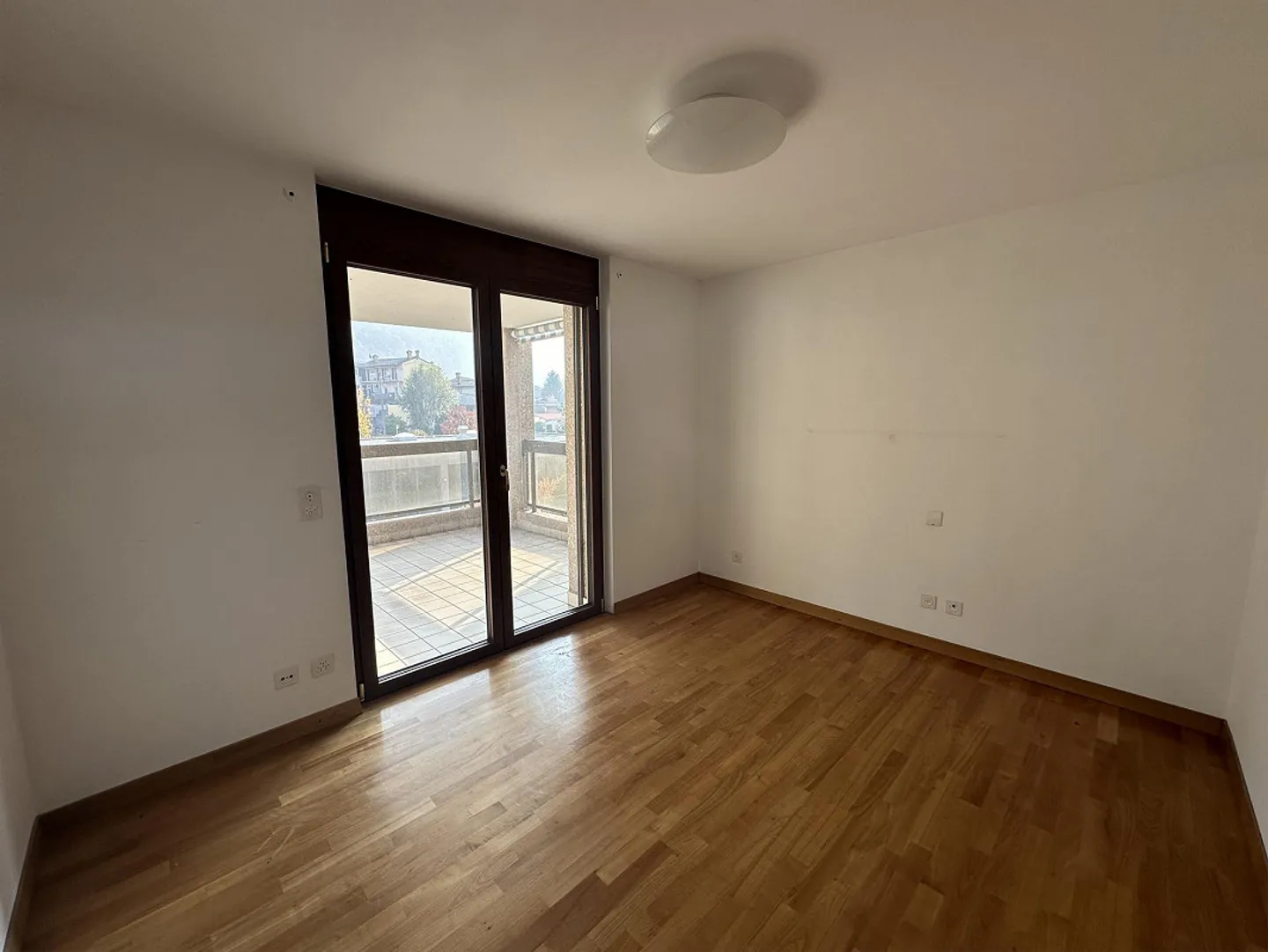 Appartamento esclusivo con vista panoramica sul lago di Lugano - Foto 13 di 17