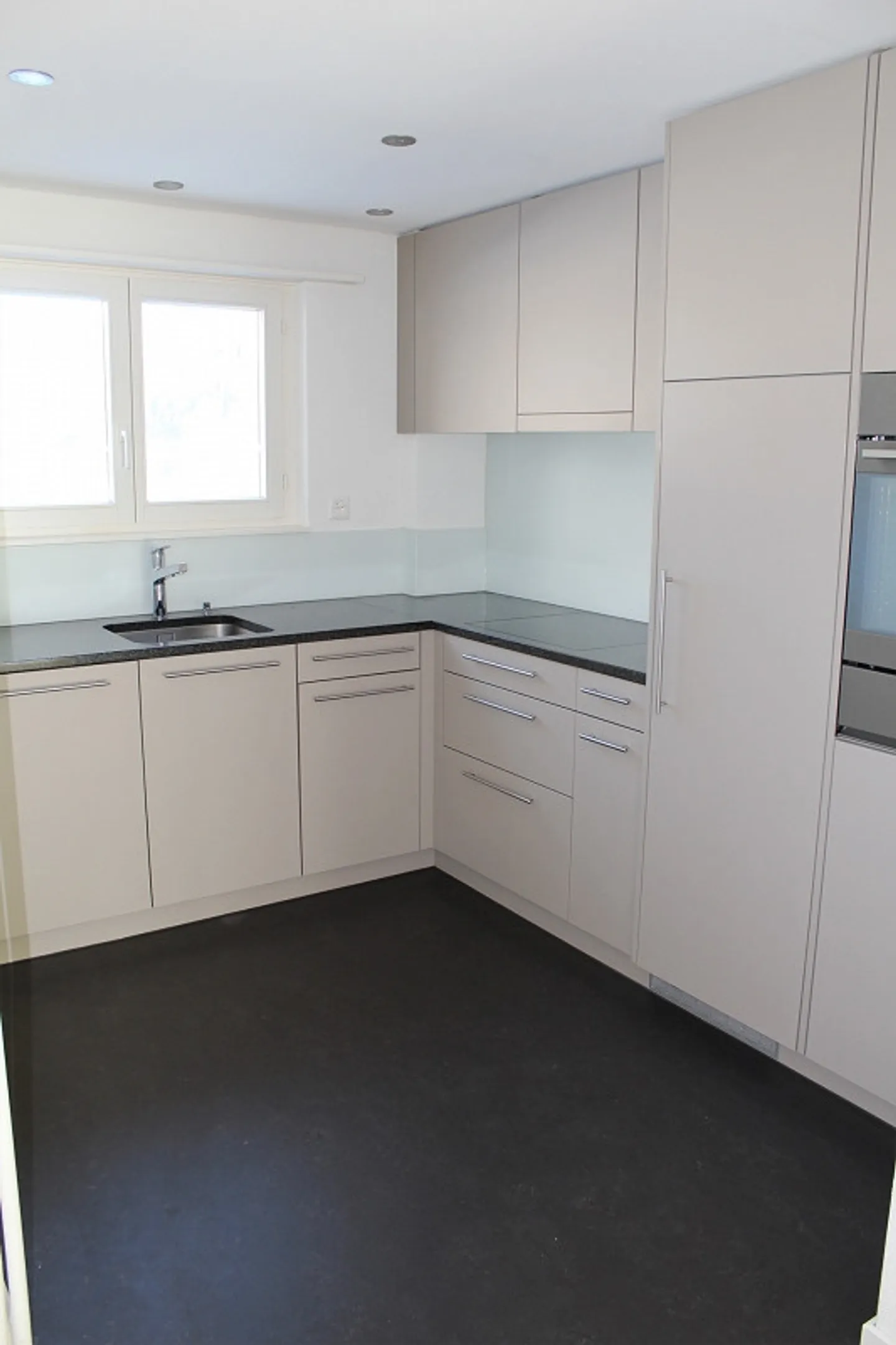 schöne 4-Zimmerwohnung in Riedern zu vermieten - Foto 4 von 8