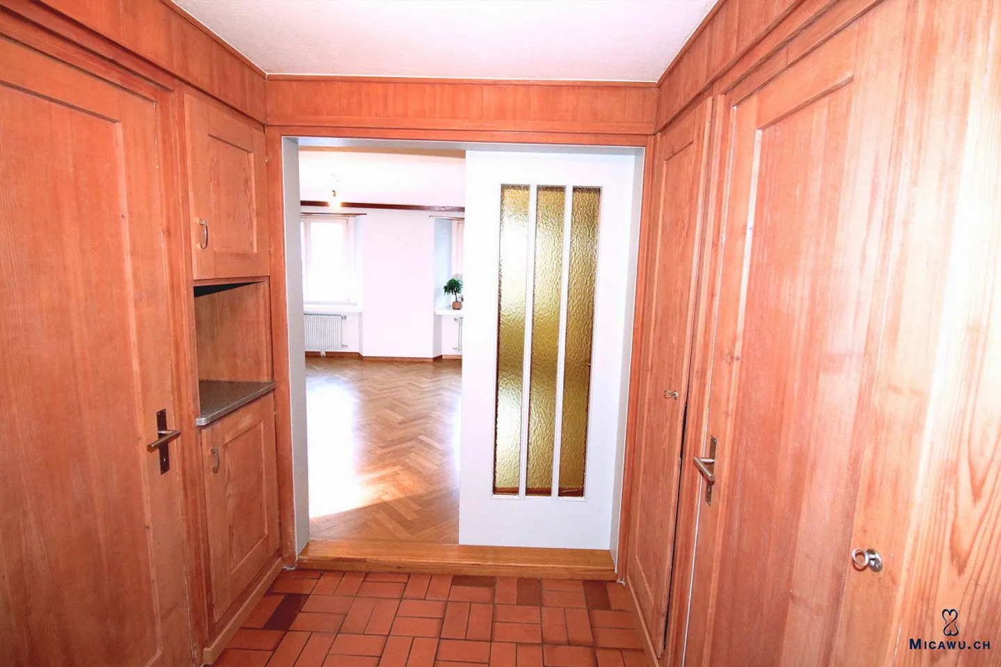 Helle, lebendige, hübsche 2.5 Zimmer-Wohnung zu vermieten - Photo 2 sur 6