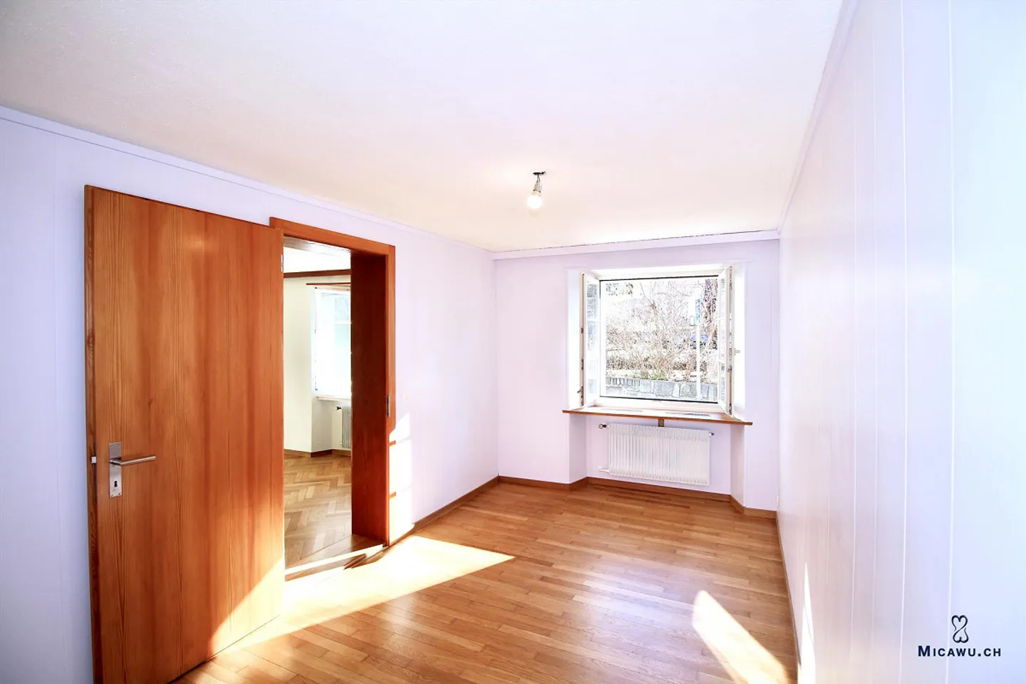 Helle, lebendige, hübsche 2.5 Zimmer-Wohnung zu vermieten - Photo 3 sur 6