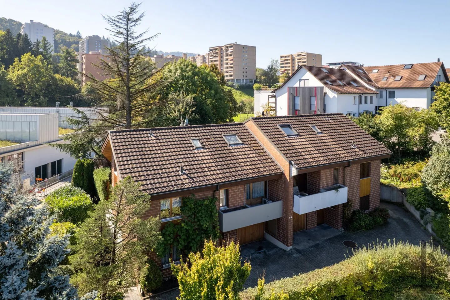 Stilvolles Doppelhaus - Foto 1 von 11