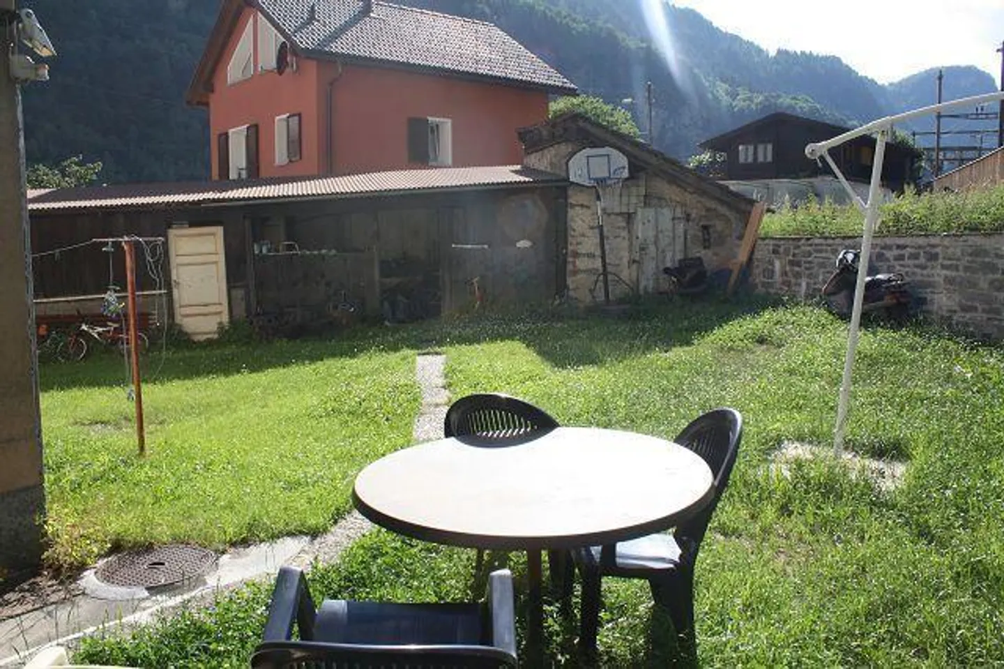 Charmantes Doppelhaus mit Garten - Foto 13 von 17