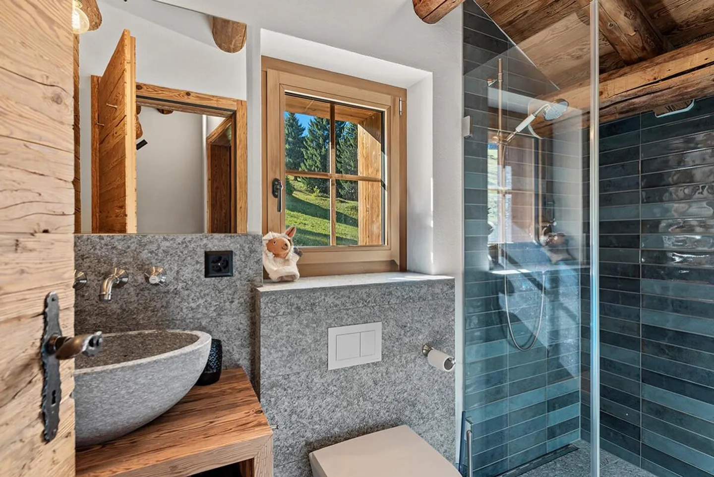 Tigignas: Luxuriously Converted Mountain Cabin at the Ski Slope - Photo 5 of 6