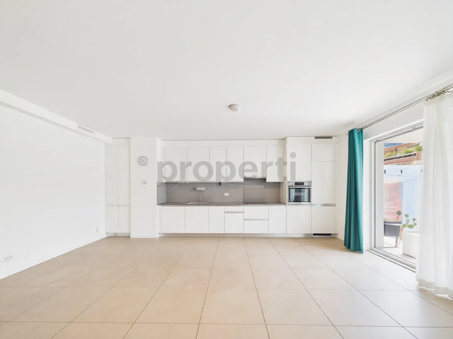 Appartement élégant de 4,5 pièces à Bellinzone avec terrasse de 30 m² - Photo 2 sur 13