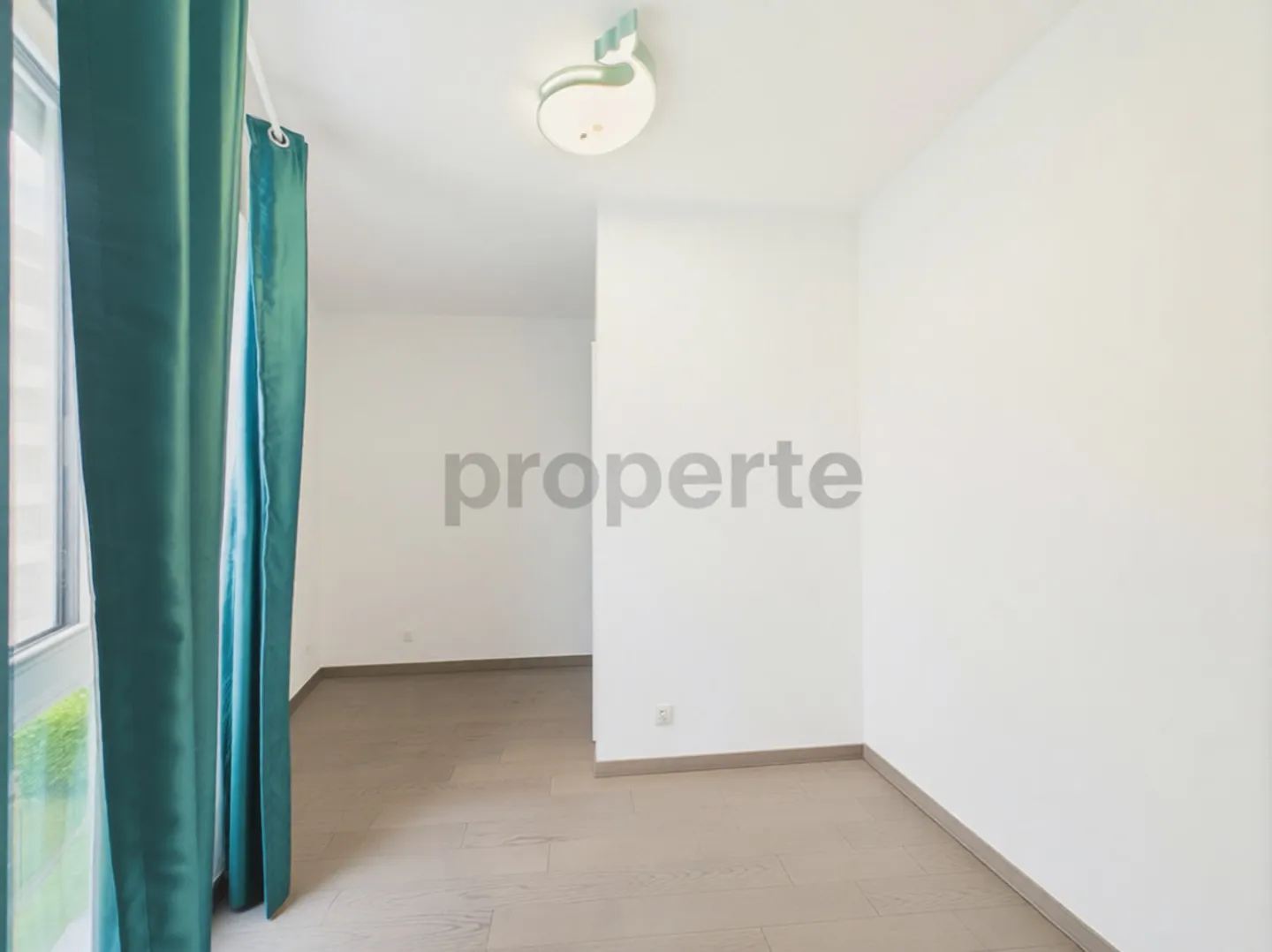 Appartement élégant de 4,5 pièces à Bellinzone avec terrasse de 30 m² - Photo 6 sur 13