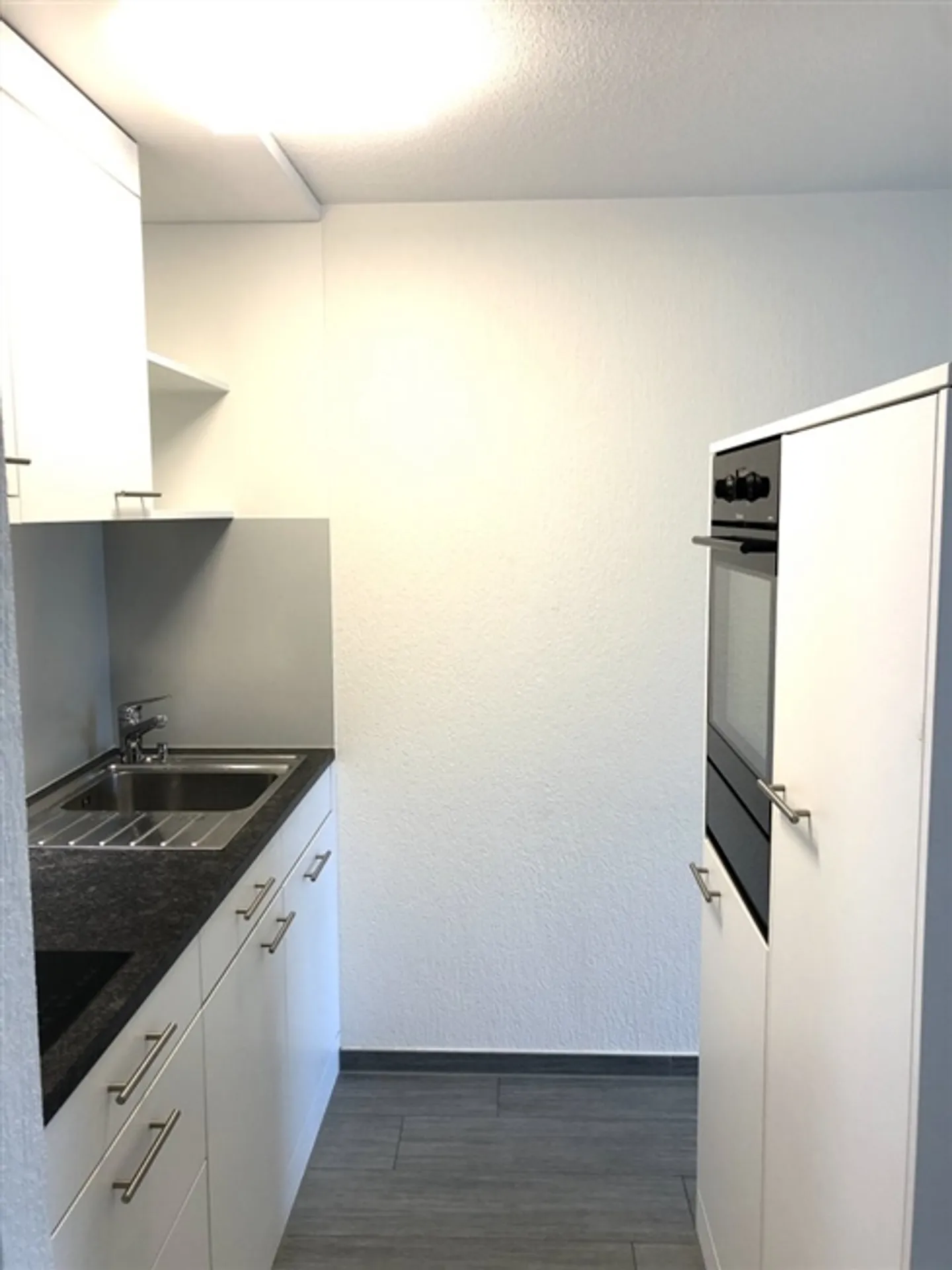 Apartment for rent - Photo 4 of 6