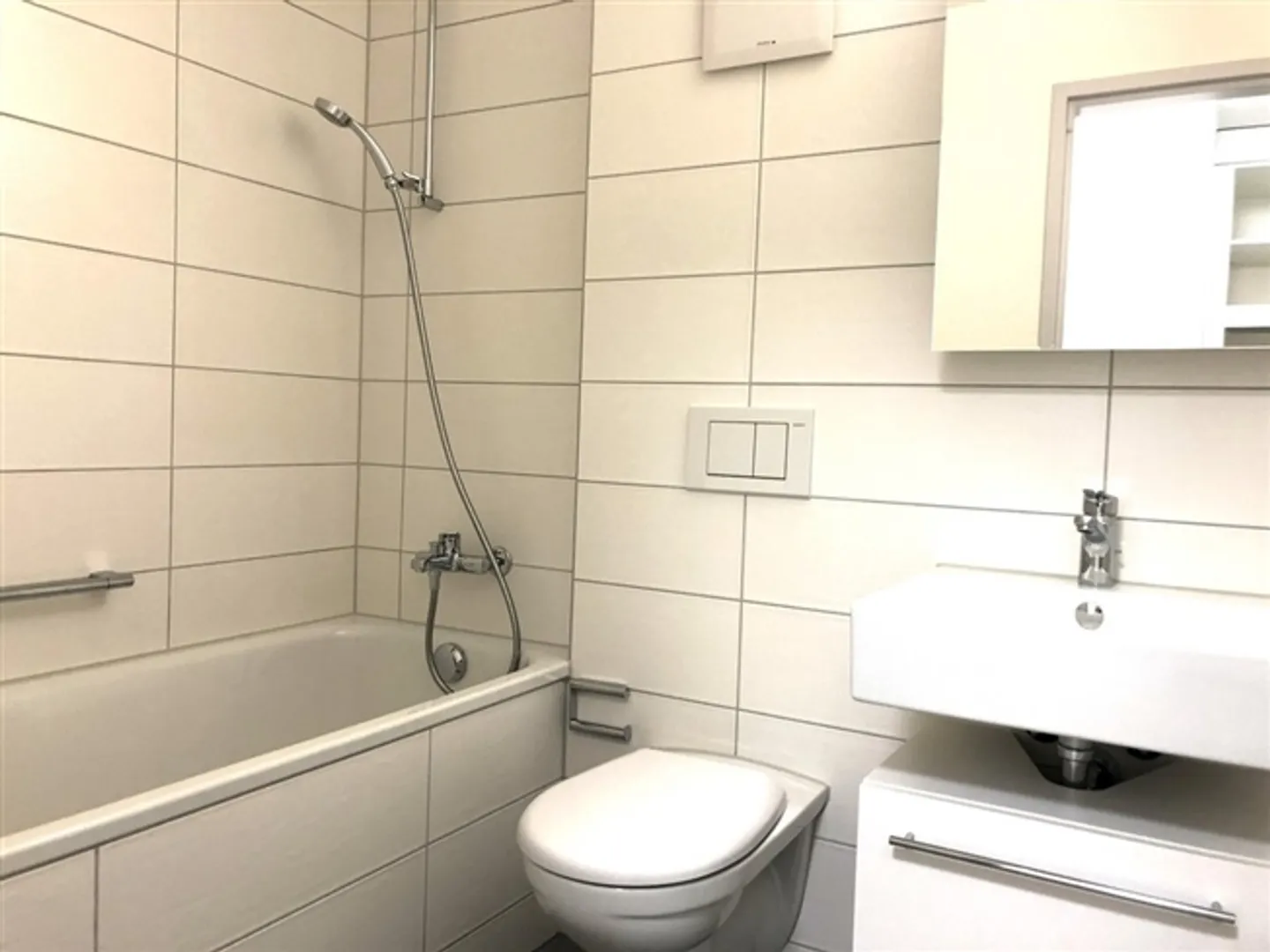 Apartment for rent - Photo 5 of 6