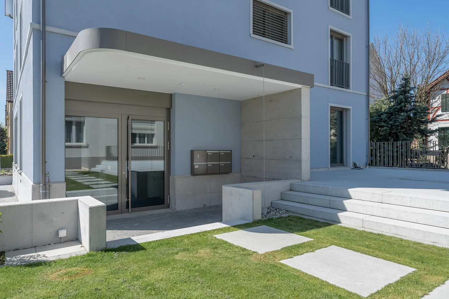 Moderno appartamento mansardato di 4,5 locali con balcone a Wil - Foto 3 di 14