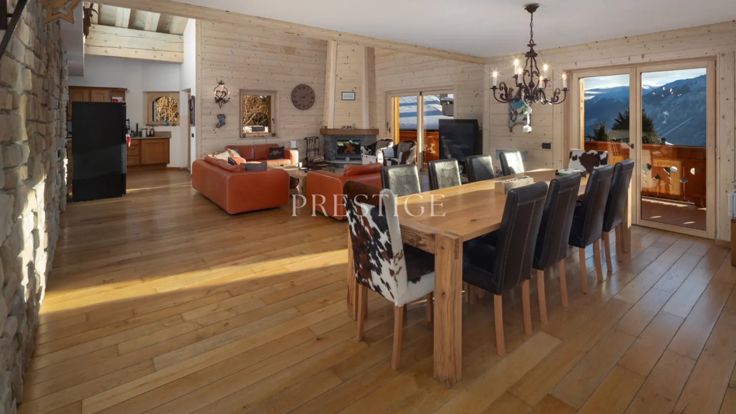 Charmante Wohnung nur wenige Schritte vom Zentrum von Crans-Montana entfernt - Foto 5 von 14