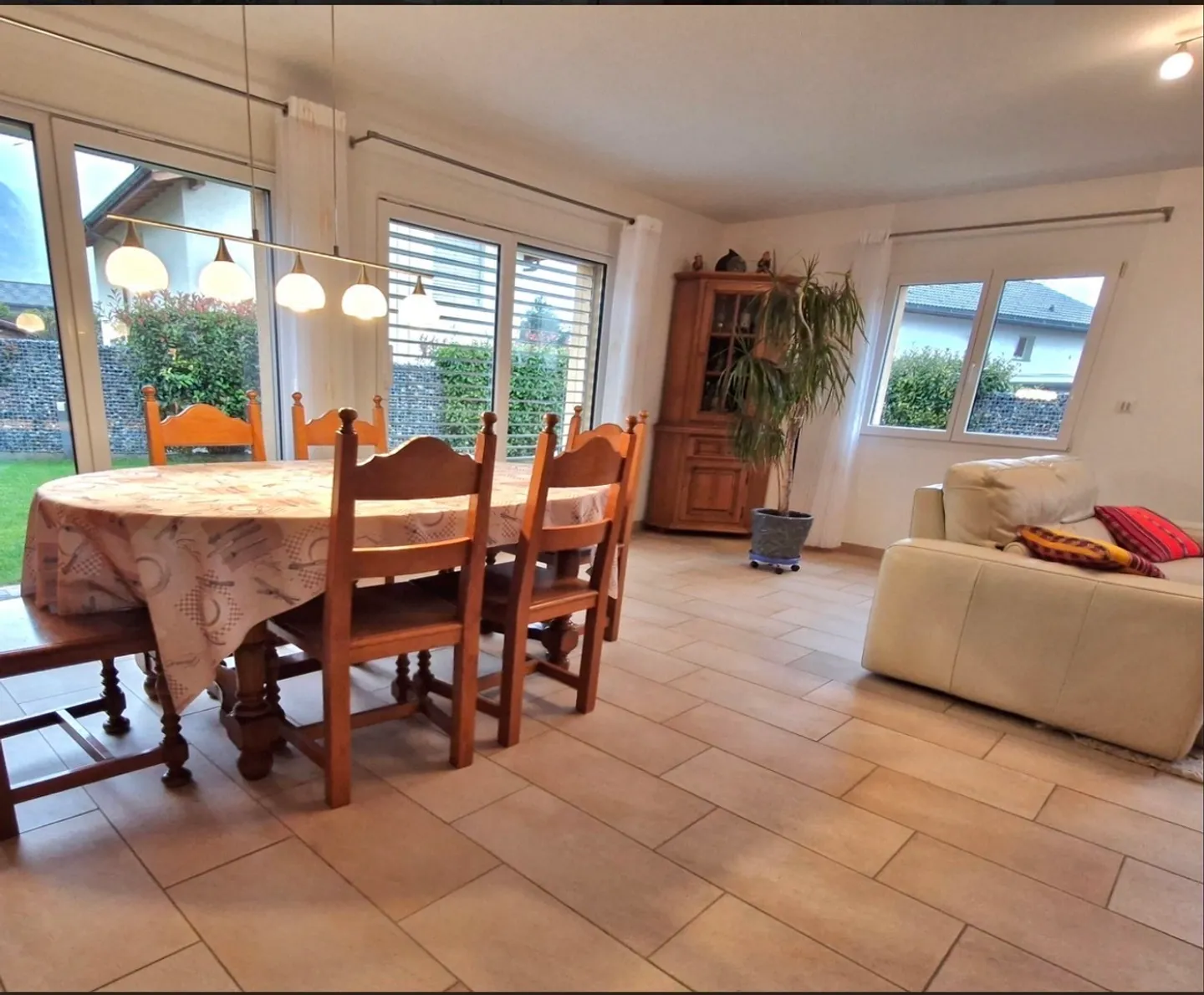 Superb individual villa - Photo 5 of 12