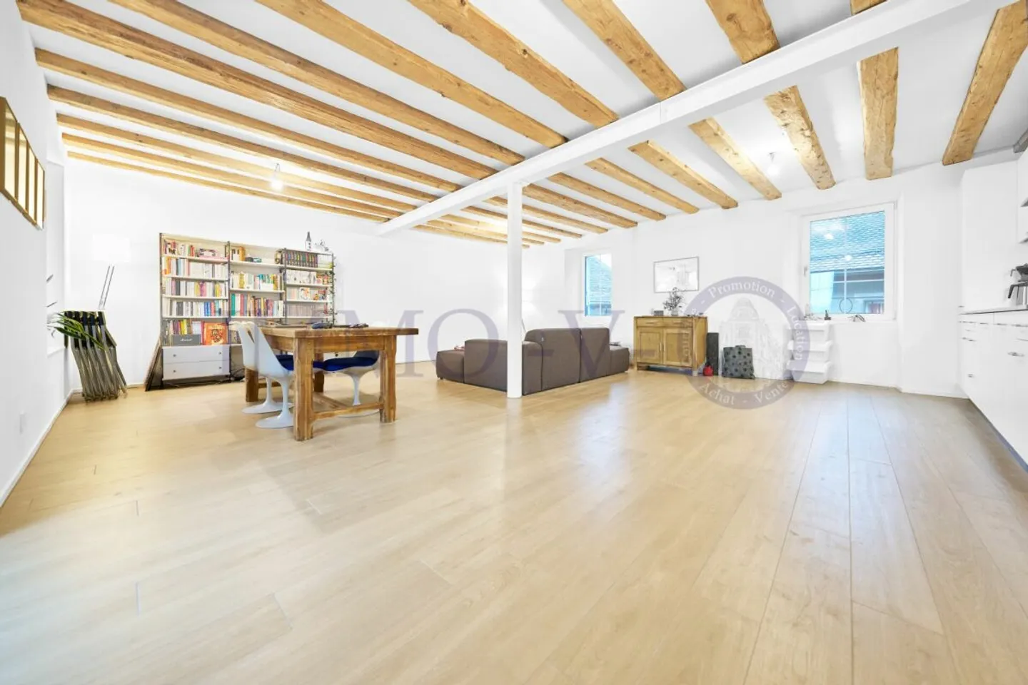 De Standing und Renovierte mit Charme und Balkon - Foto 2 von 8