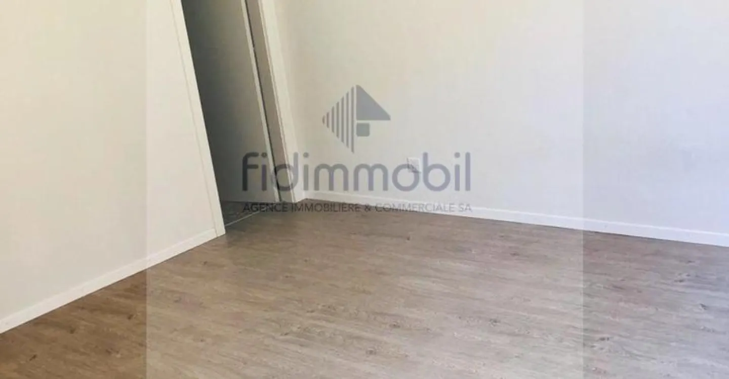 In affitto, 2 stanze, Primevères 2a, Le Locle - Foto 3 di 5
