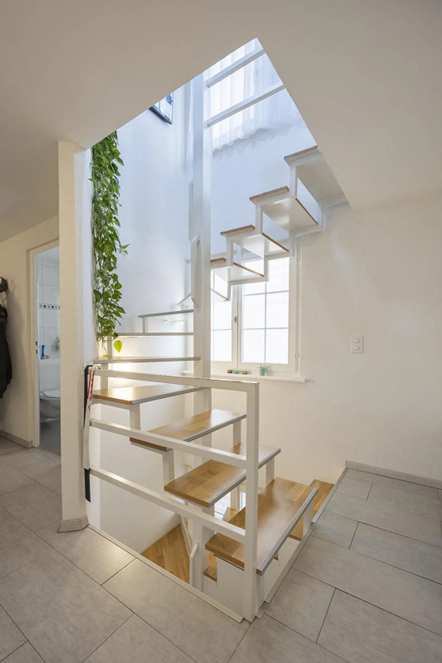 Versatile Single-Family Home with Apartment - Photo 8 of 15