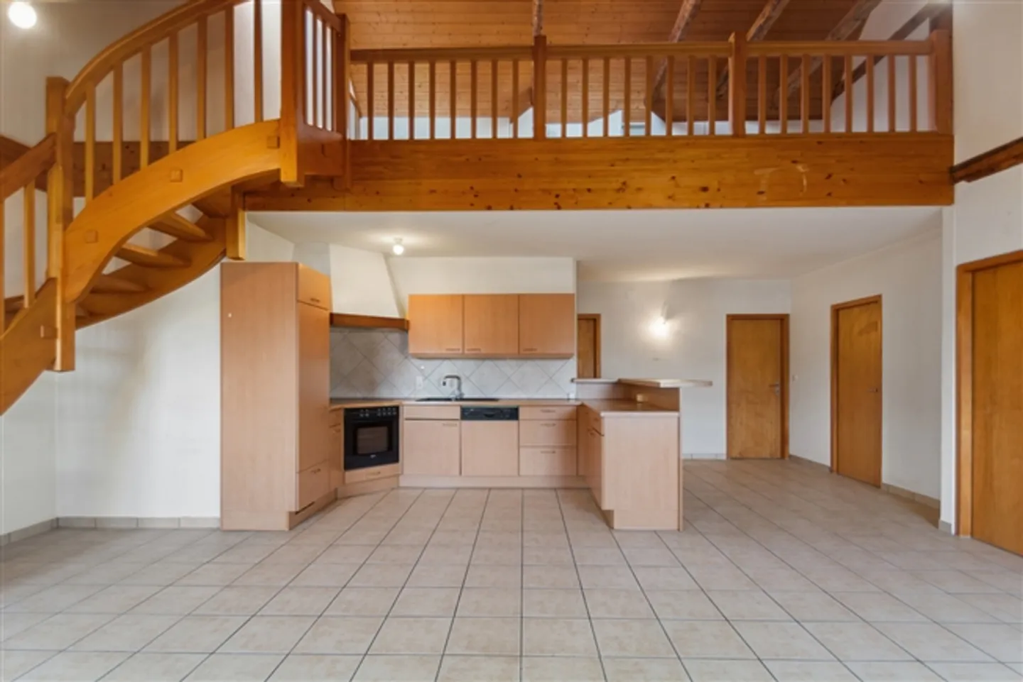 Appartement en duplex de 4 1/2 pièces - Photo 4 sur 5