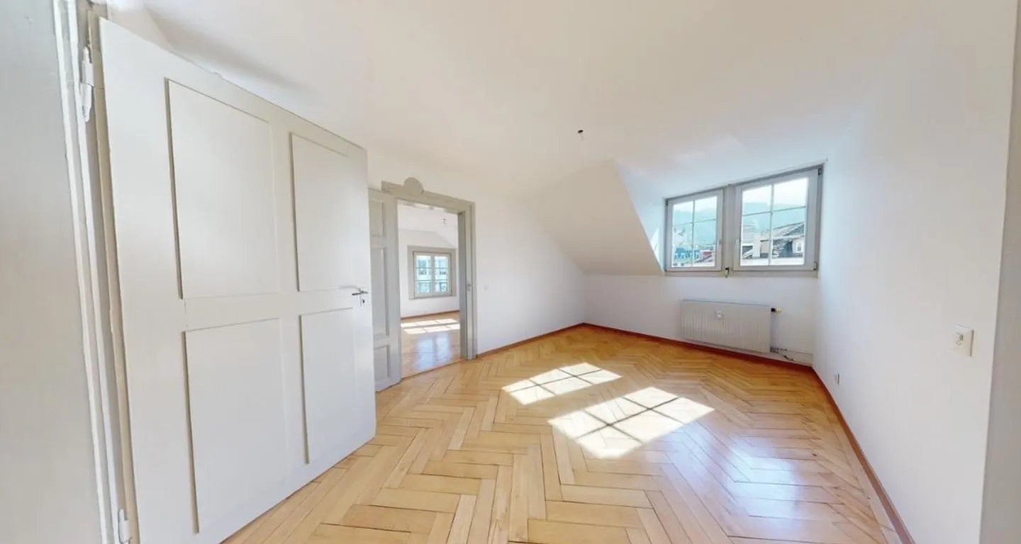 Geräumige 6-Zimmer-Wohnung in Thun - Foto 5 von 13