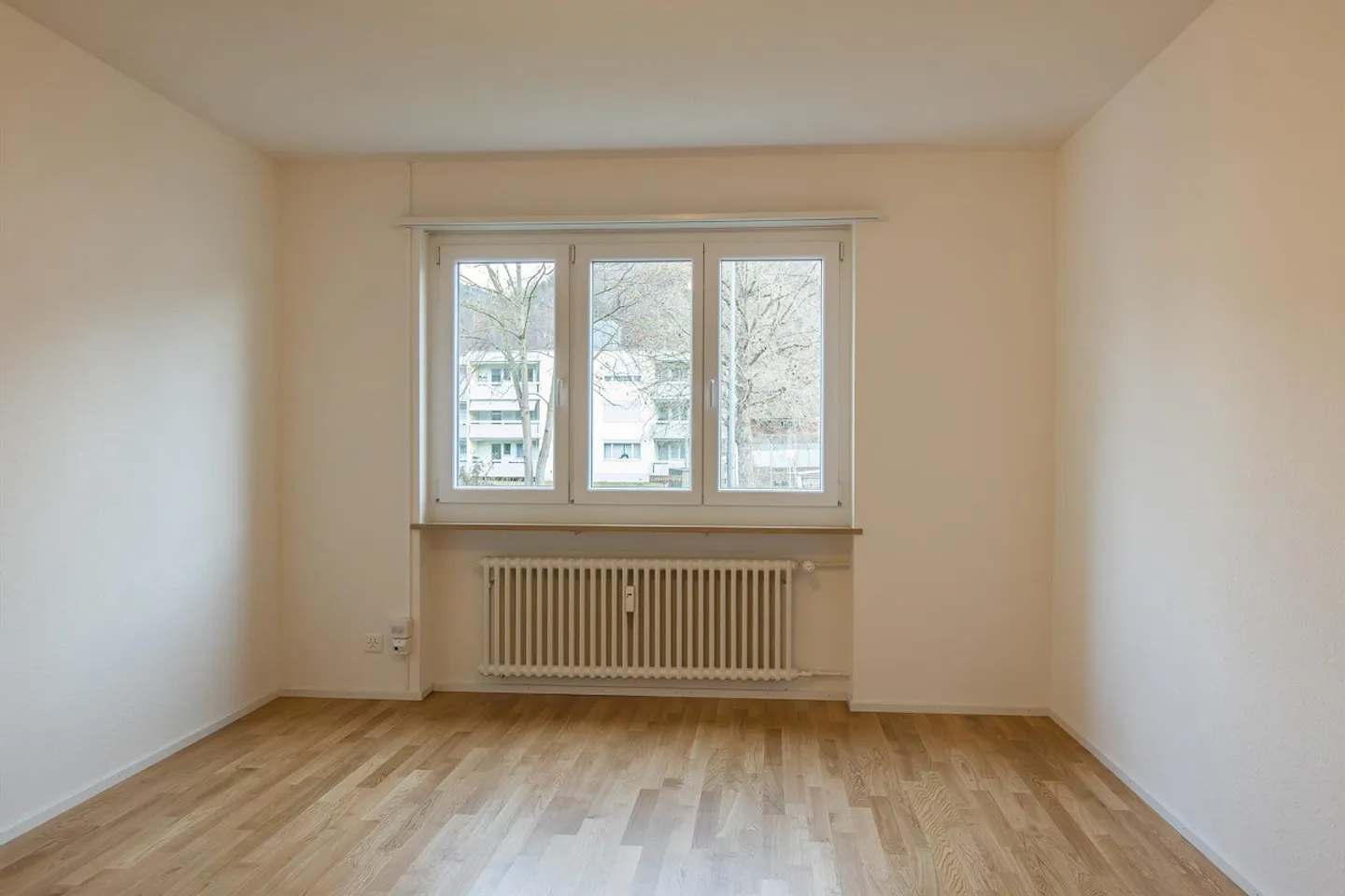 Appartement confortable et rénové de 3 pièces au 1er étage - Photo 5 sur 15