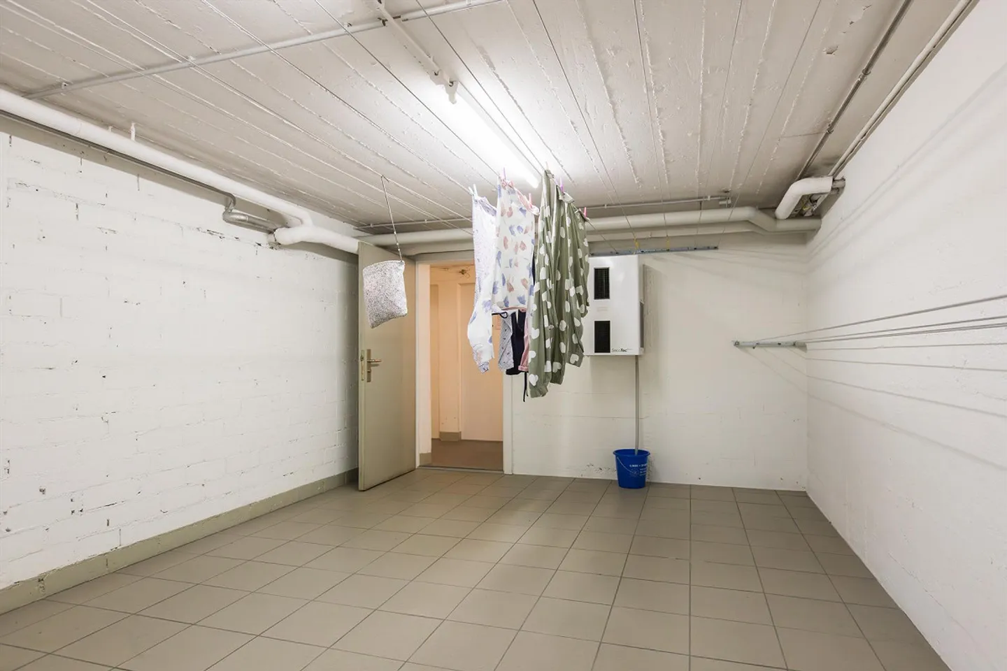 Appartement confortable et rénové de 3 pièces au 1er étage - Photo 10 sur 15