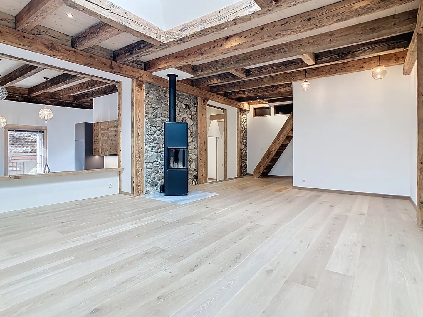 4.5 Room Apartment - Photo 5 of 19