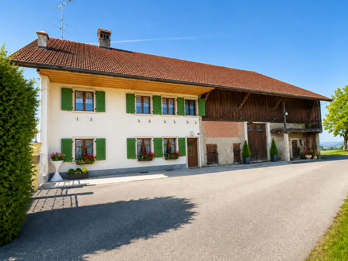 Zu vermieten - Geräumige 4,5-Zimmer-Wohnung in La Joux (FR) - Foto 3 von 6