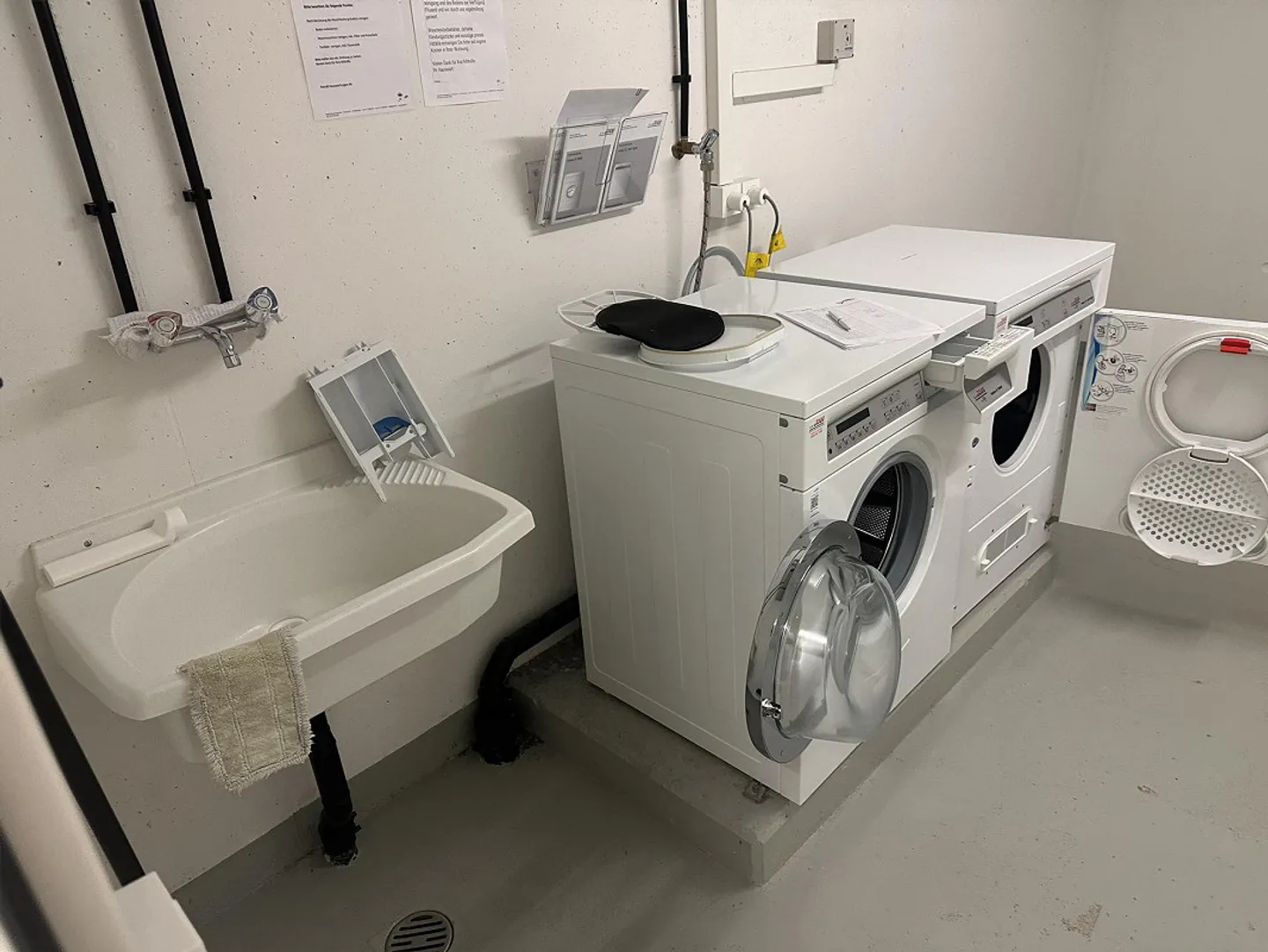 Cozy but centrally located living - Photo 8 of 8