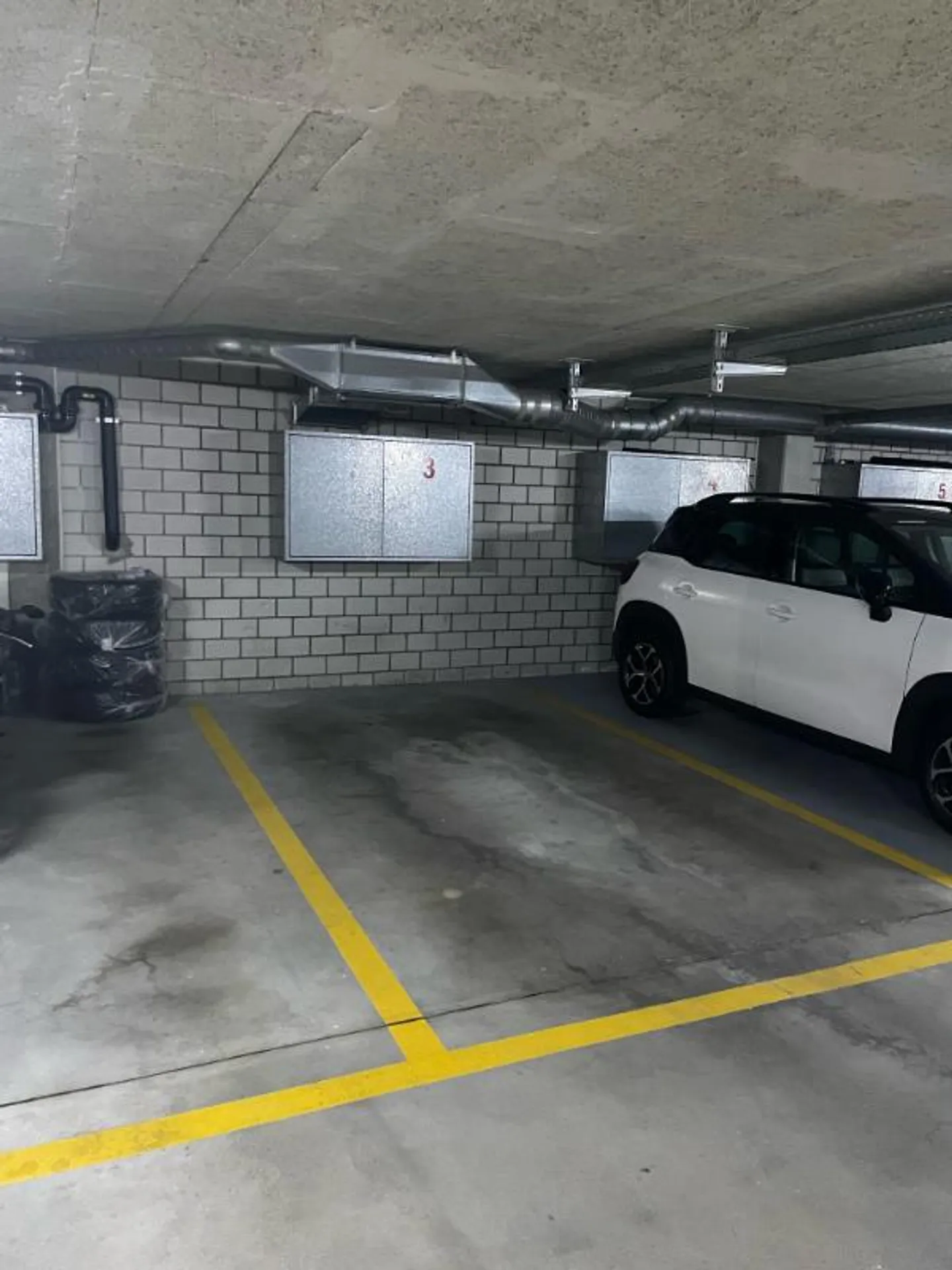 Garage sotterraneo - Foto 3 di 4