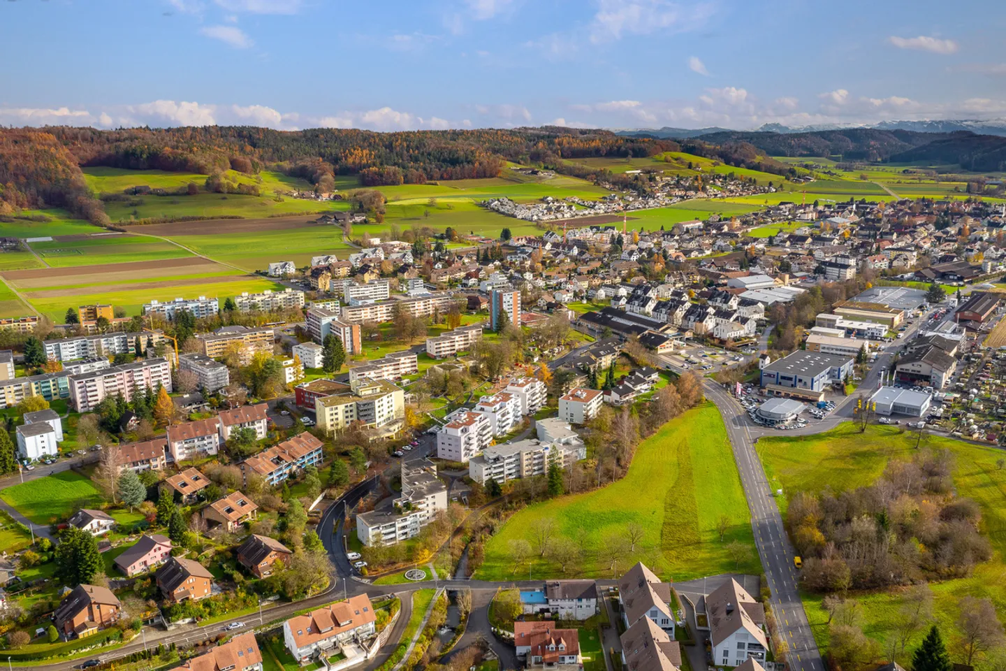 Motorradparkplatz in Embrach - Foto 1 von 1