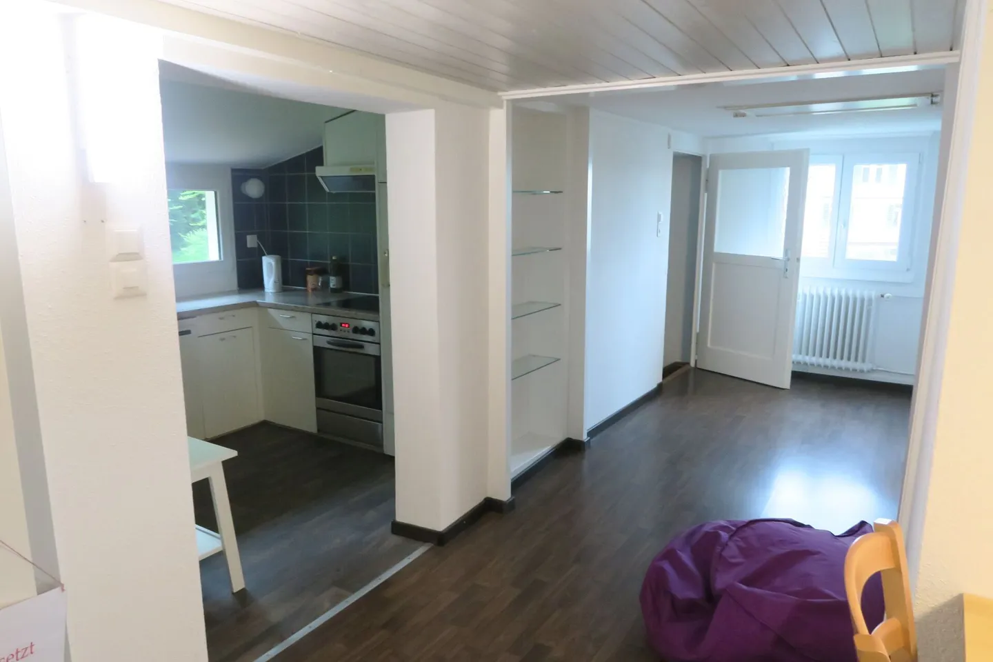 Camera condivisa arredata in mansarda con giardino in comune 3° piano camera 2 - Foto 3 di 6