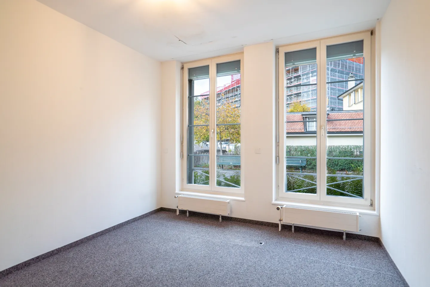 Spacious Commercial Space in Lausanne - Photo 5 of 11