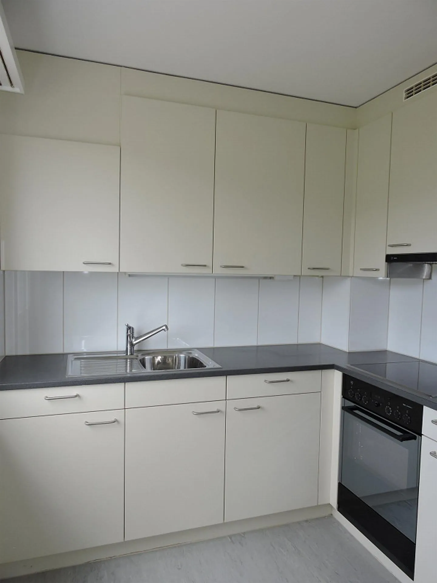 Helle 2-Zimmerwohnung in Stein - Foto 1 von 6