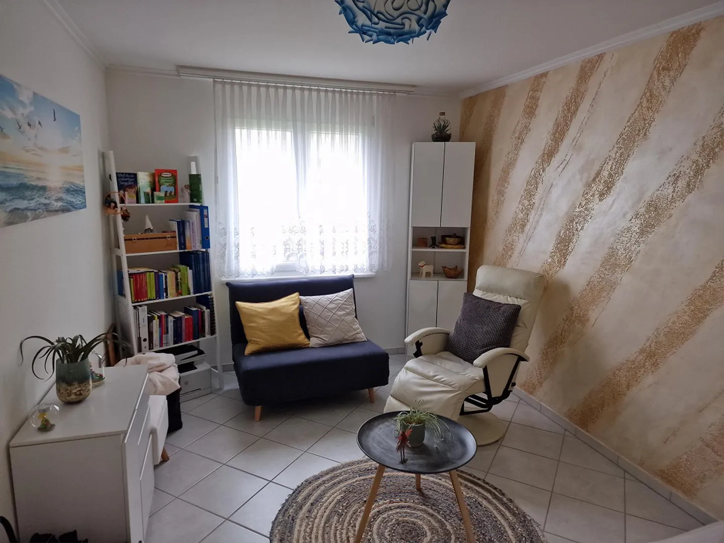 Luminoso appartamento di 4,5 stanze con standard di proprietà e 2 balconi a Goldach - Foto 6 di 10