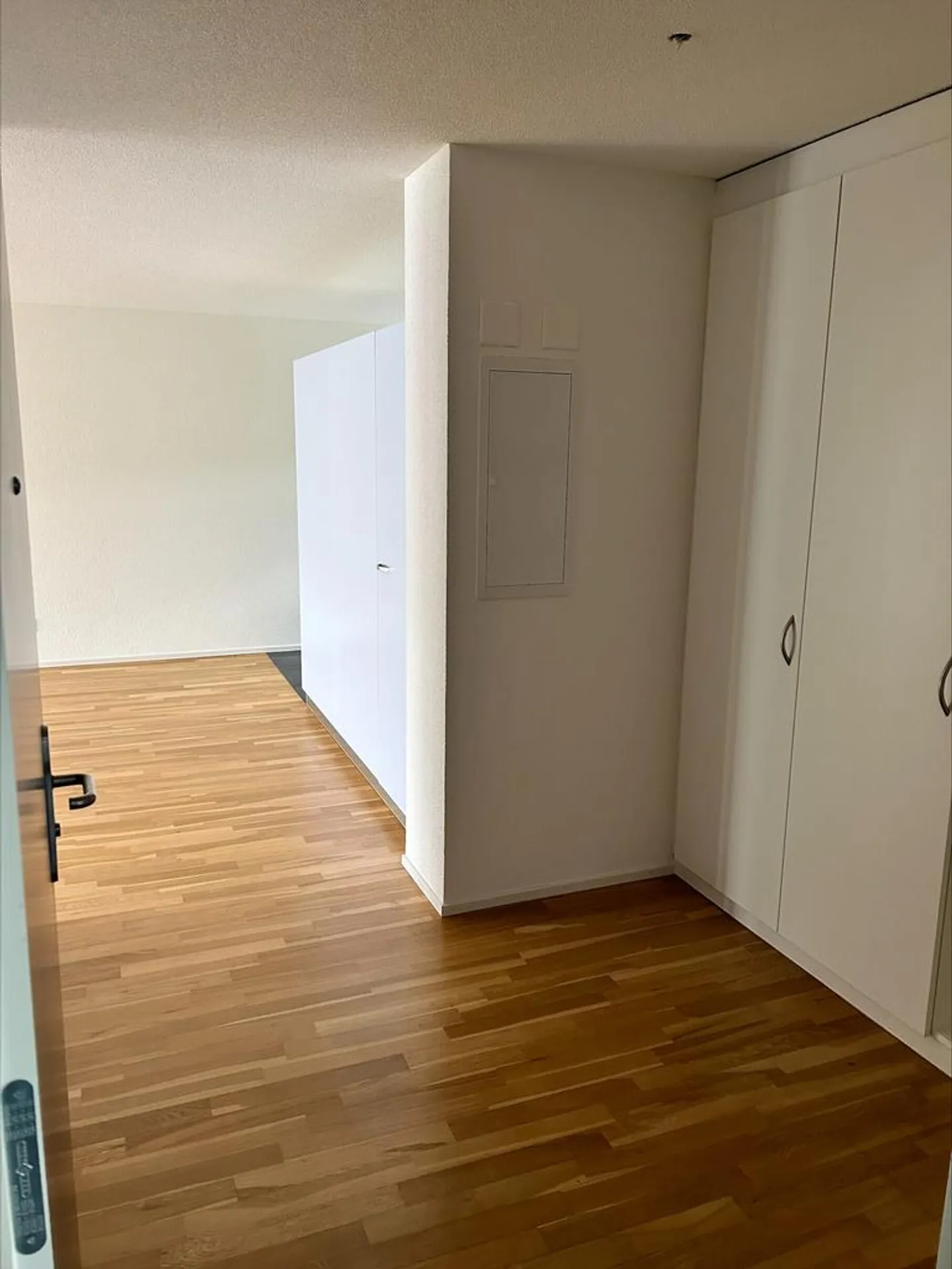 Moderne Wohnung mit Garten - Foto 2 von 10