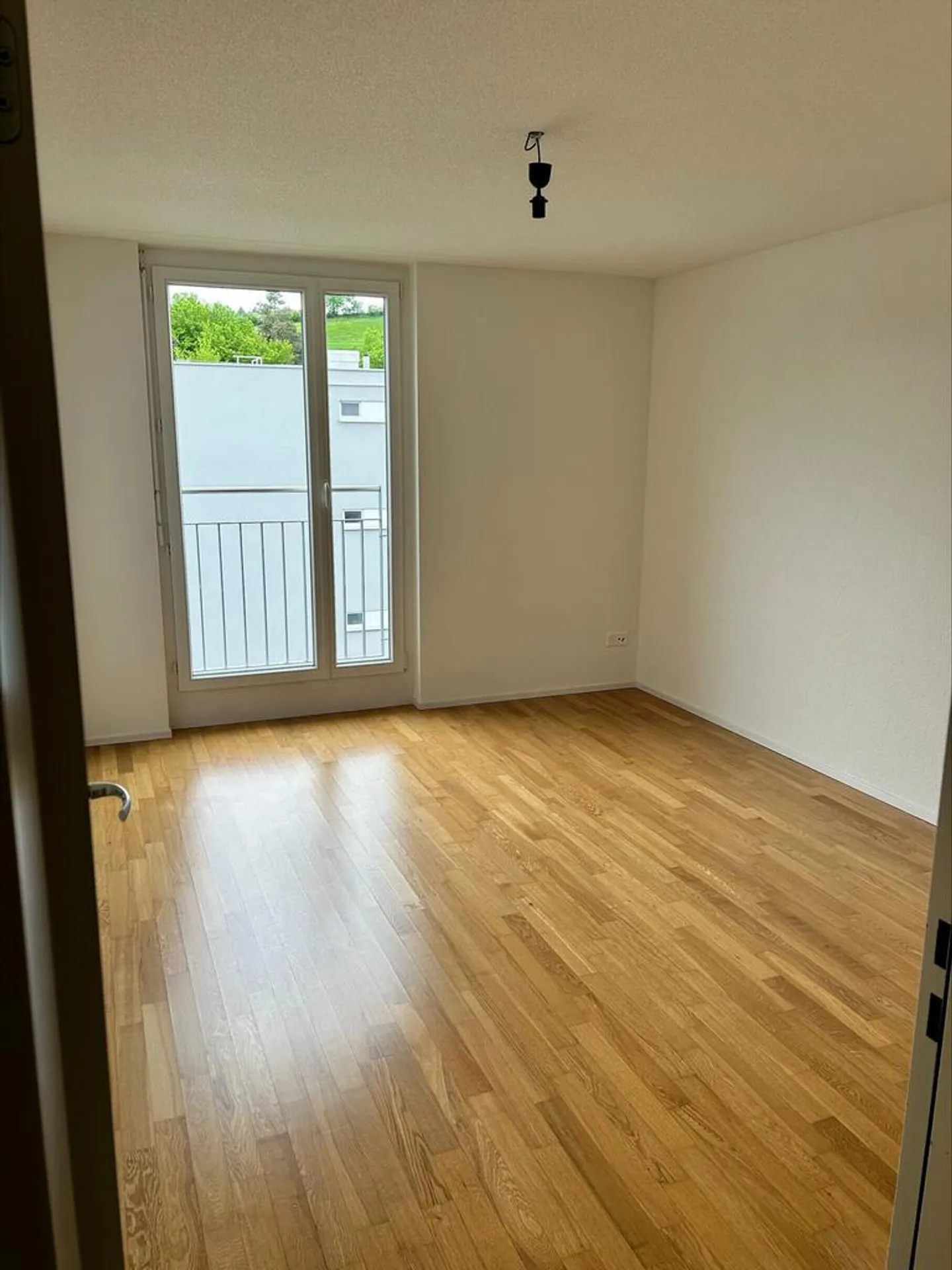 Moderne Wohnung mit Garten - Foto 9 von 10