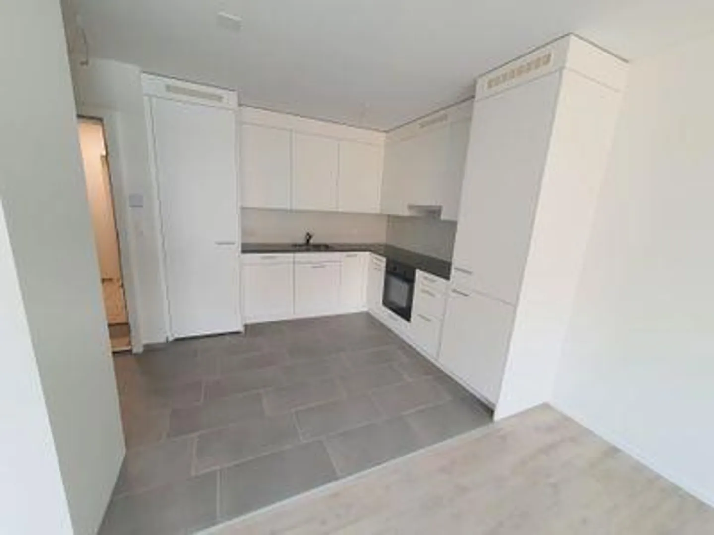 Helle 2-Zimmerwohnung mit Balkon - Foto 3 von 5