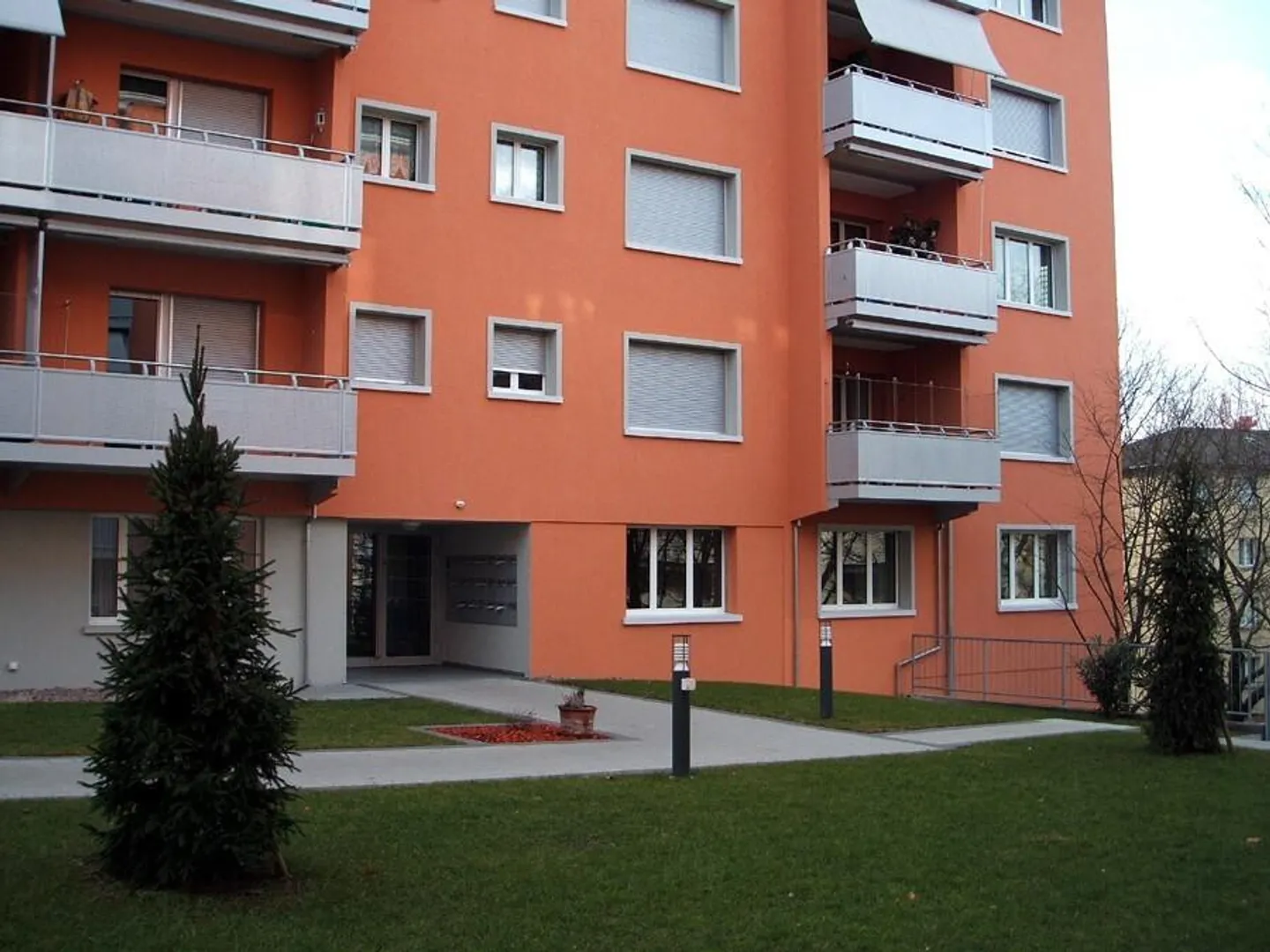 2-room apartment in a great location - Photo 1 of 5