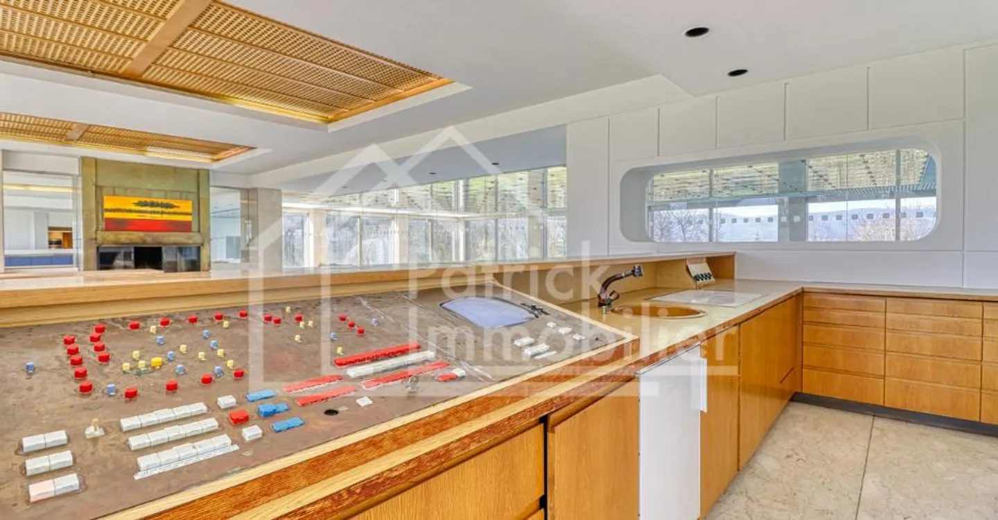 Luxury Villa with Lake View - Photo 7 of 11