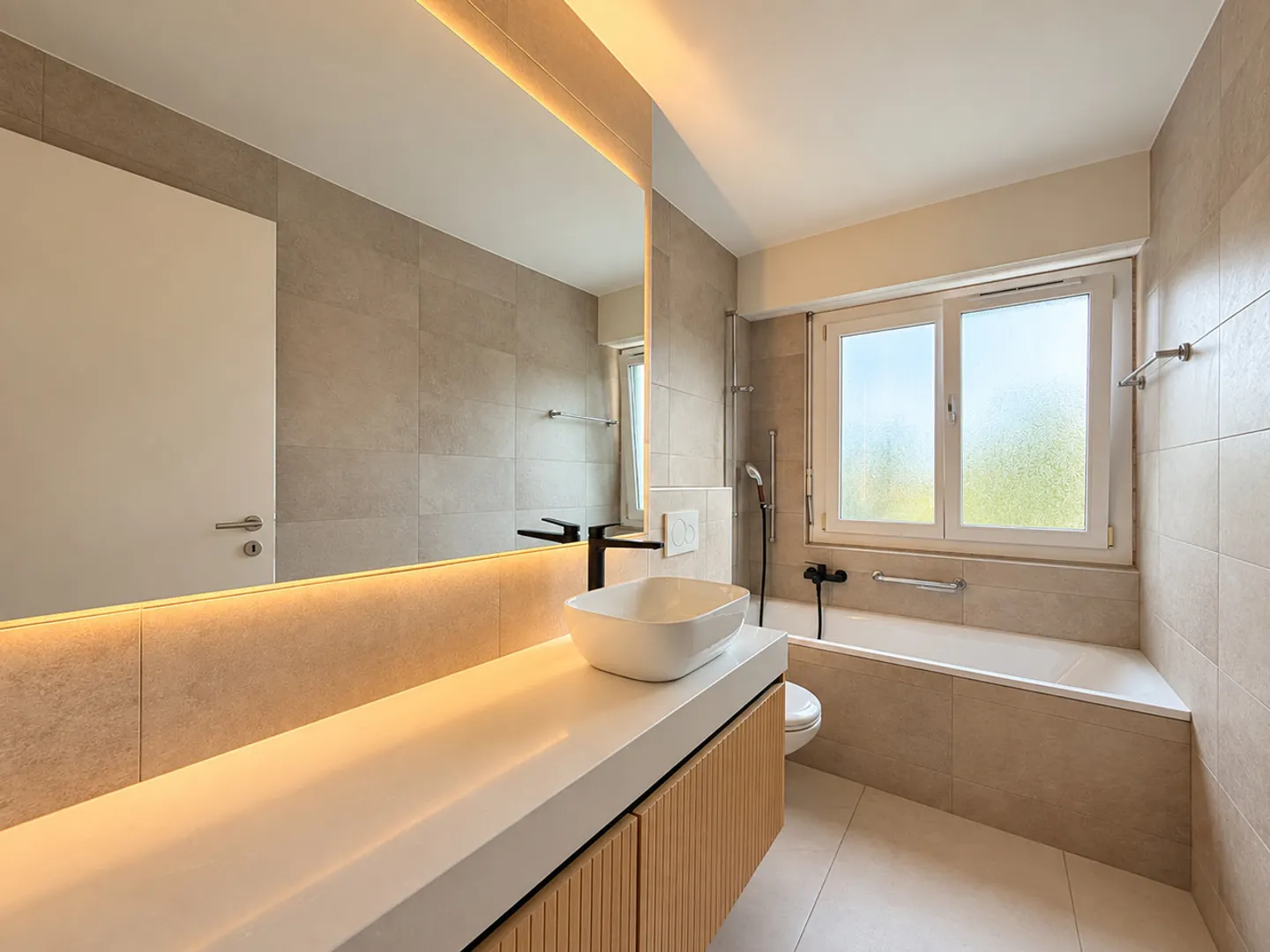 Appartement avec potentiel de rénovation - Photo 4 sur 8